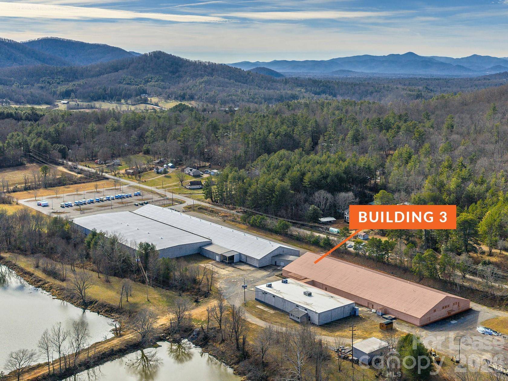 111 Old Bee Tree RD #3, Swannanoa, NC 28804