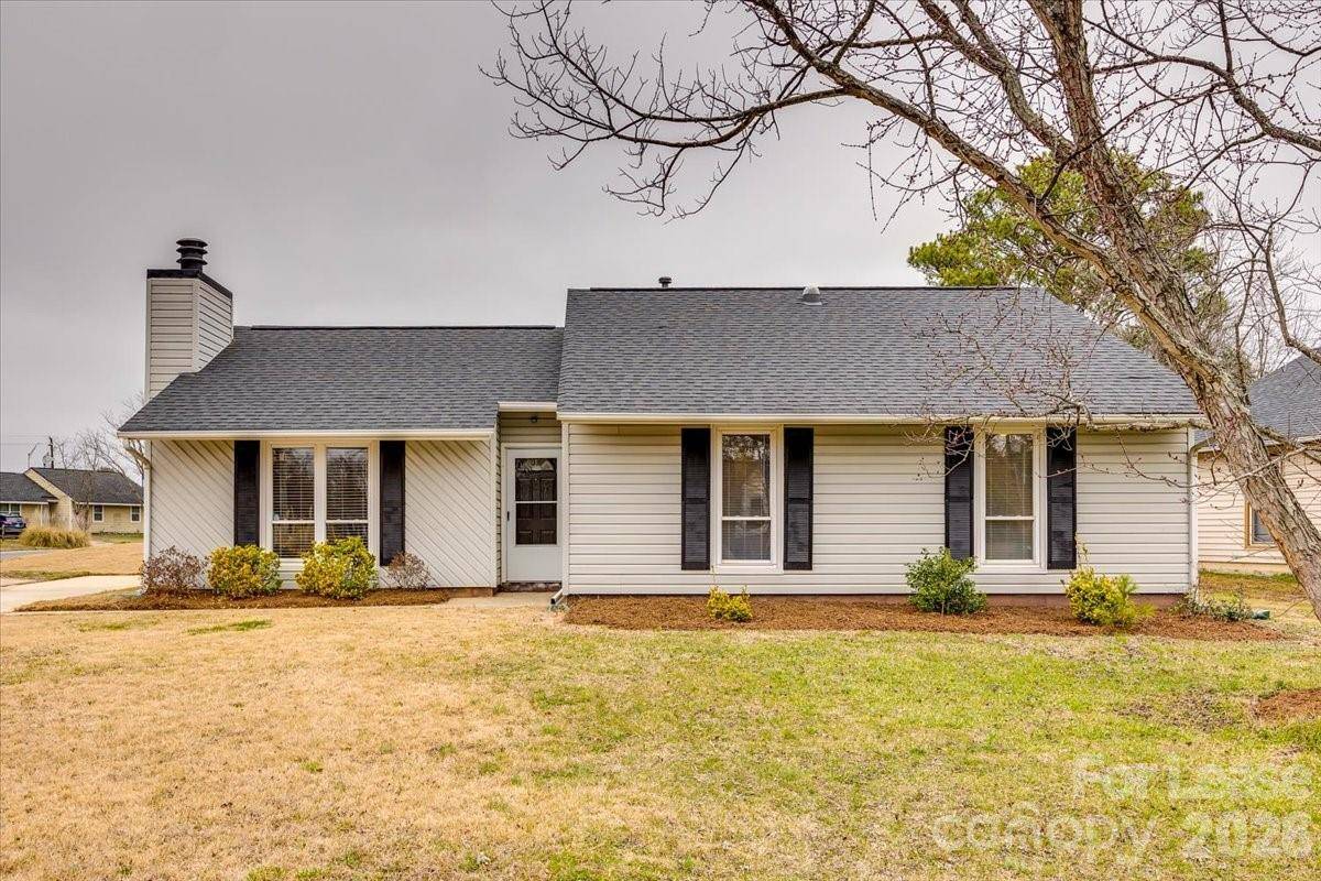 10932 Copperfield DR, Pineville, NC 28134