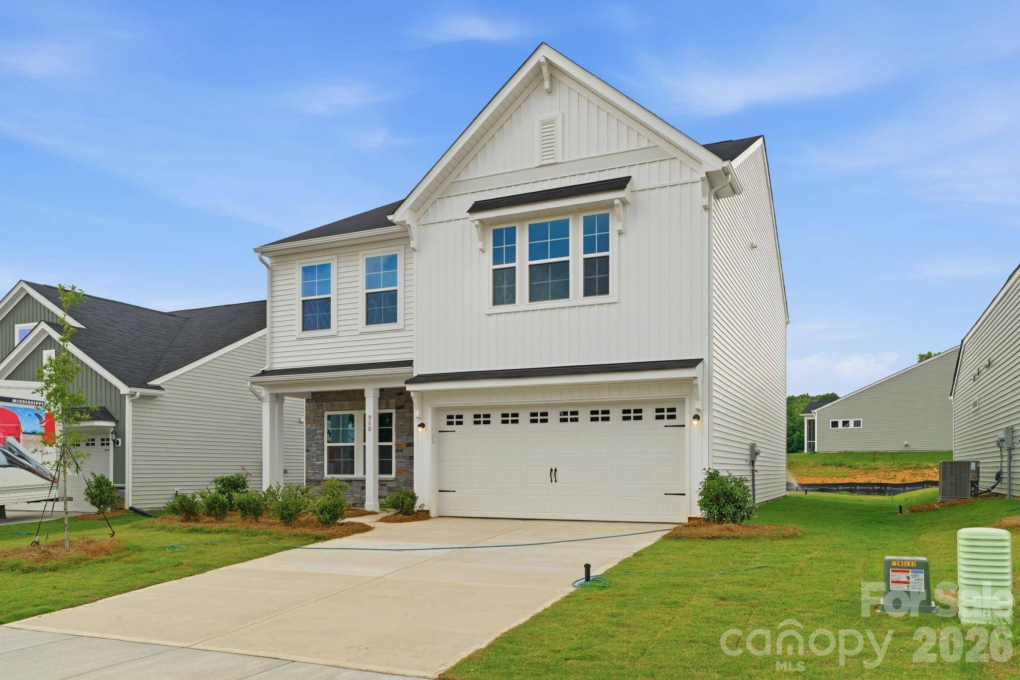 940 Leyna CT, Newton, NC 28658