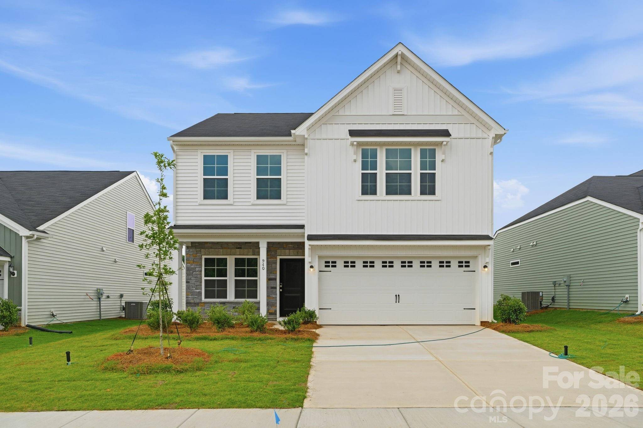 940 Leyna CT, Newton, NC 28658