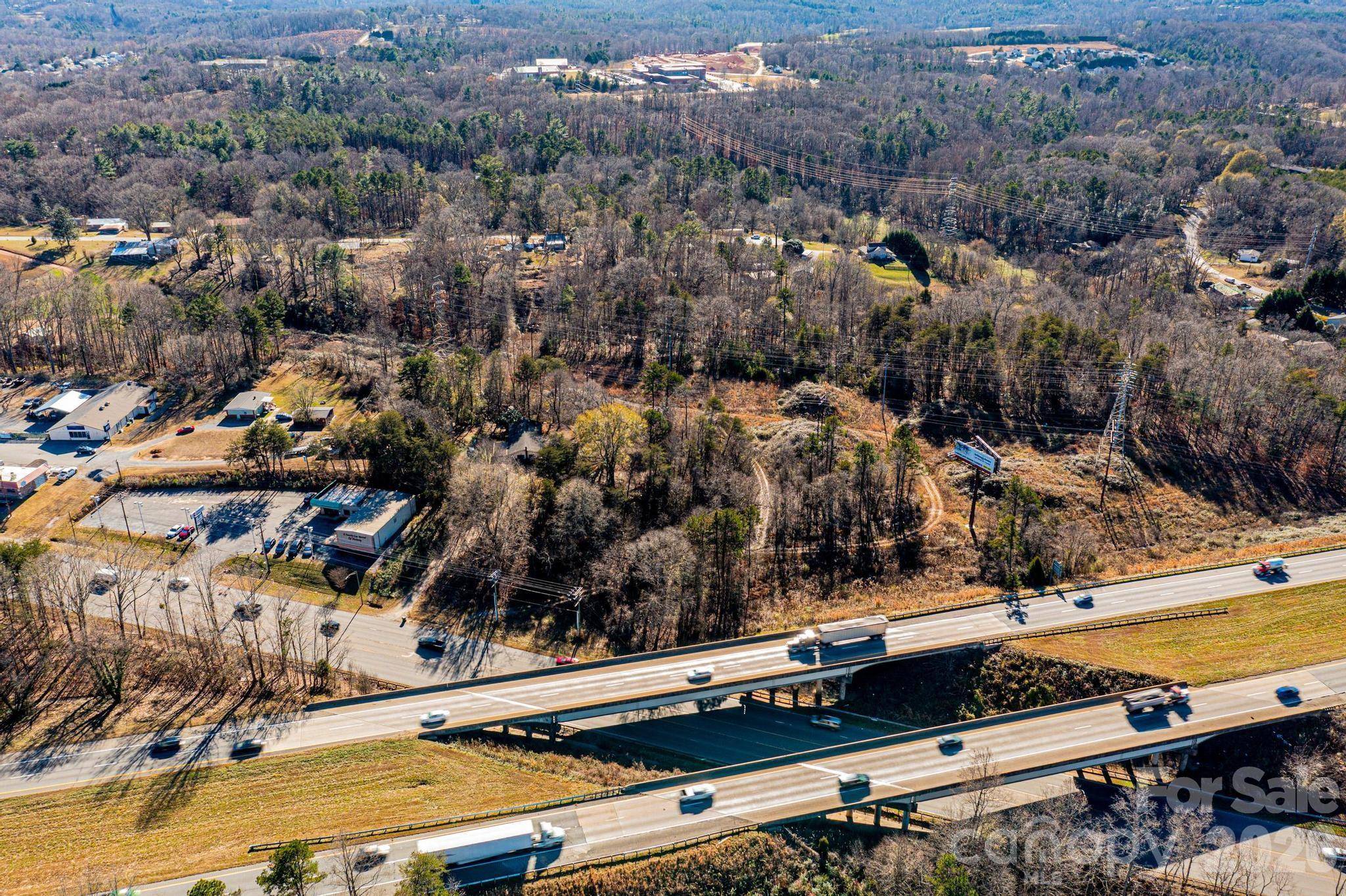 400 US 70 HWY SE, Hickory, NC 28602