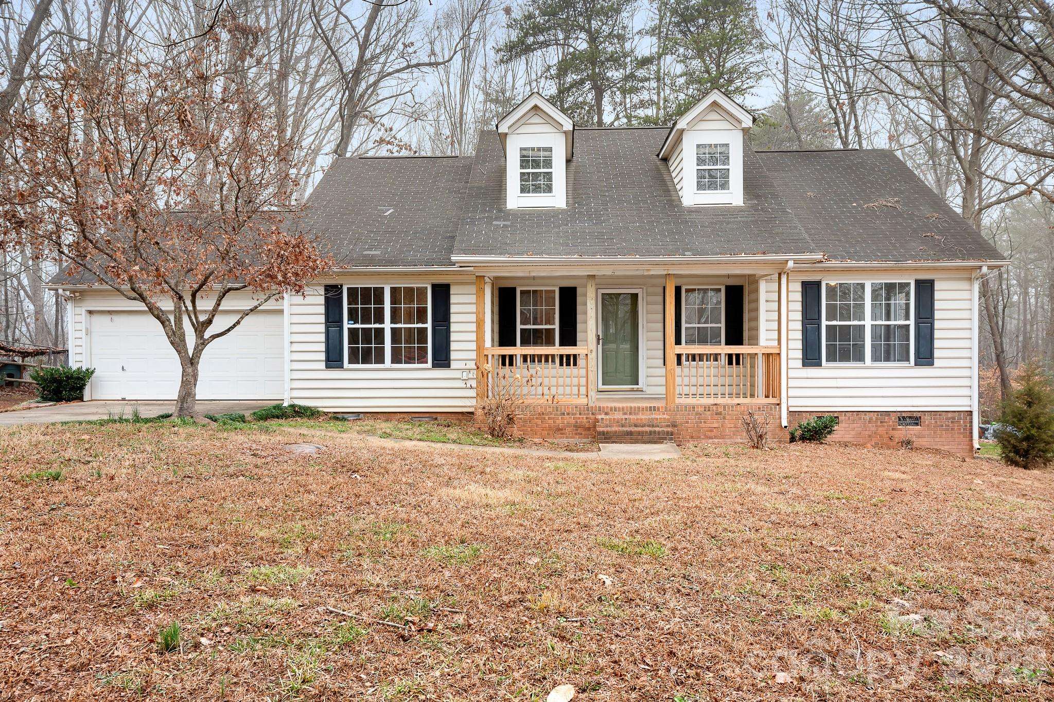 177 Highland Woods CT, Denver, NC 28037