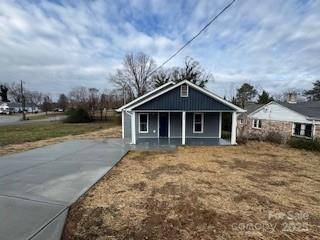 332 Arlington CIR NW, Lenoir, NC 28645