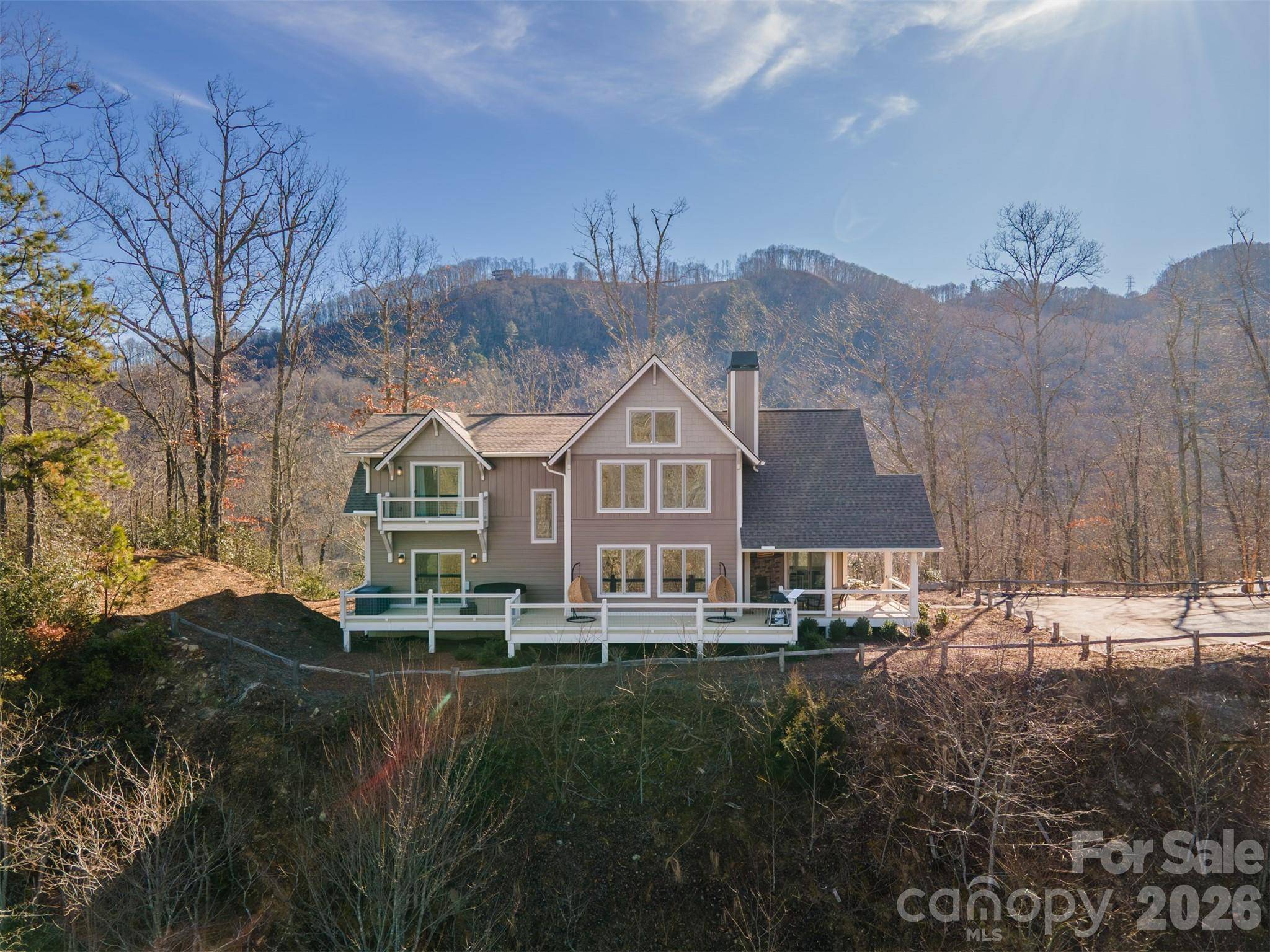 346 Birdymay DR, Tuckasegee, NC 28783