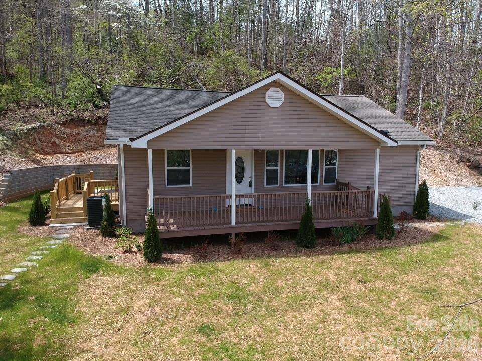 841 B CHARLOTTE HWY, Fairview, NC 28730
