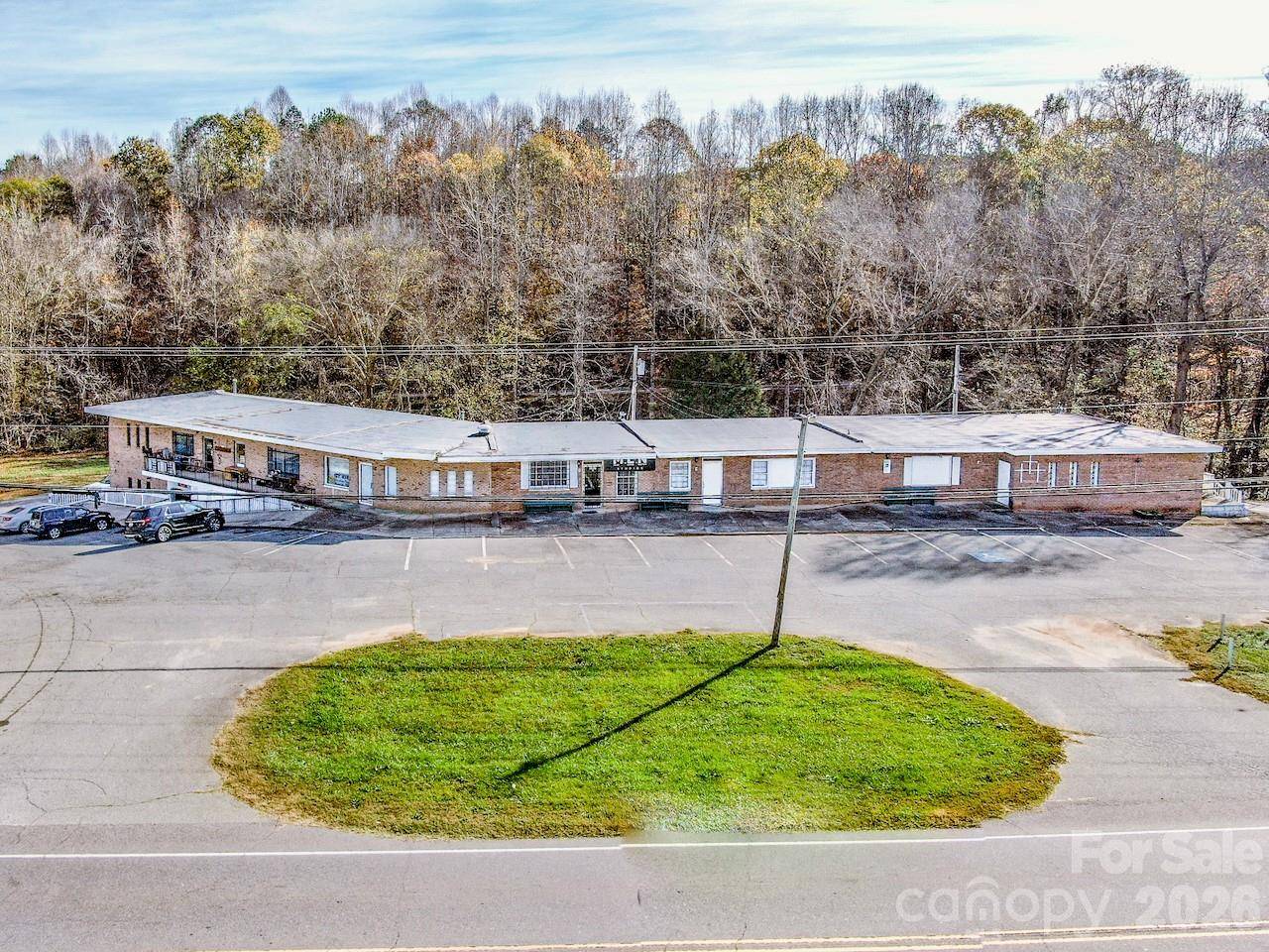 2327 Shelton AVE, Statesville, NC 28677