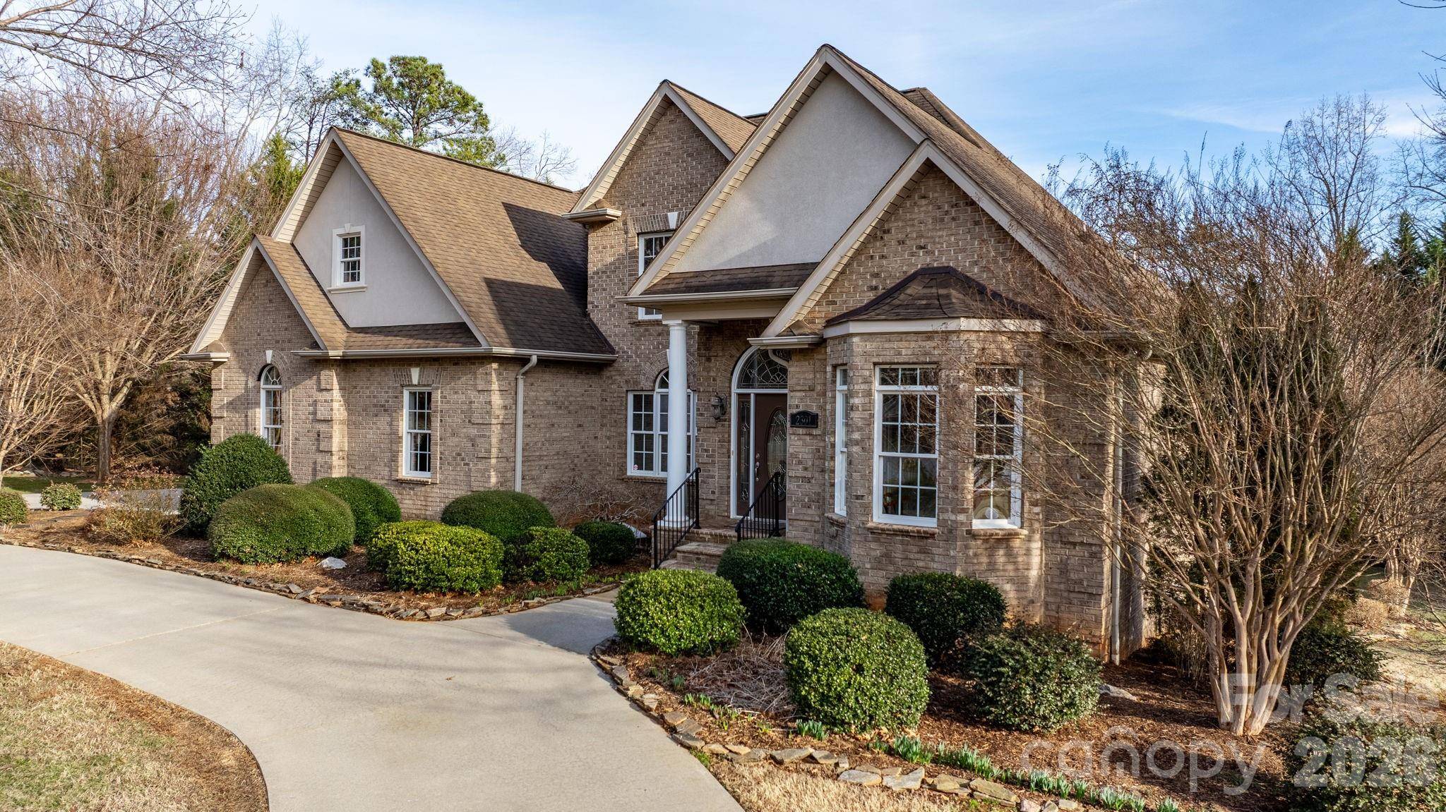 2301 Willow Creek DR, Newton, NC 28658
