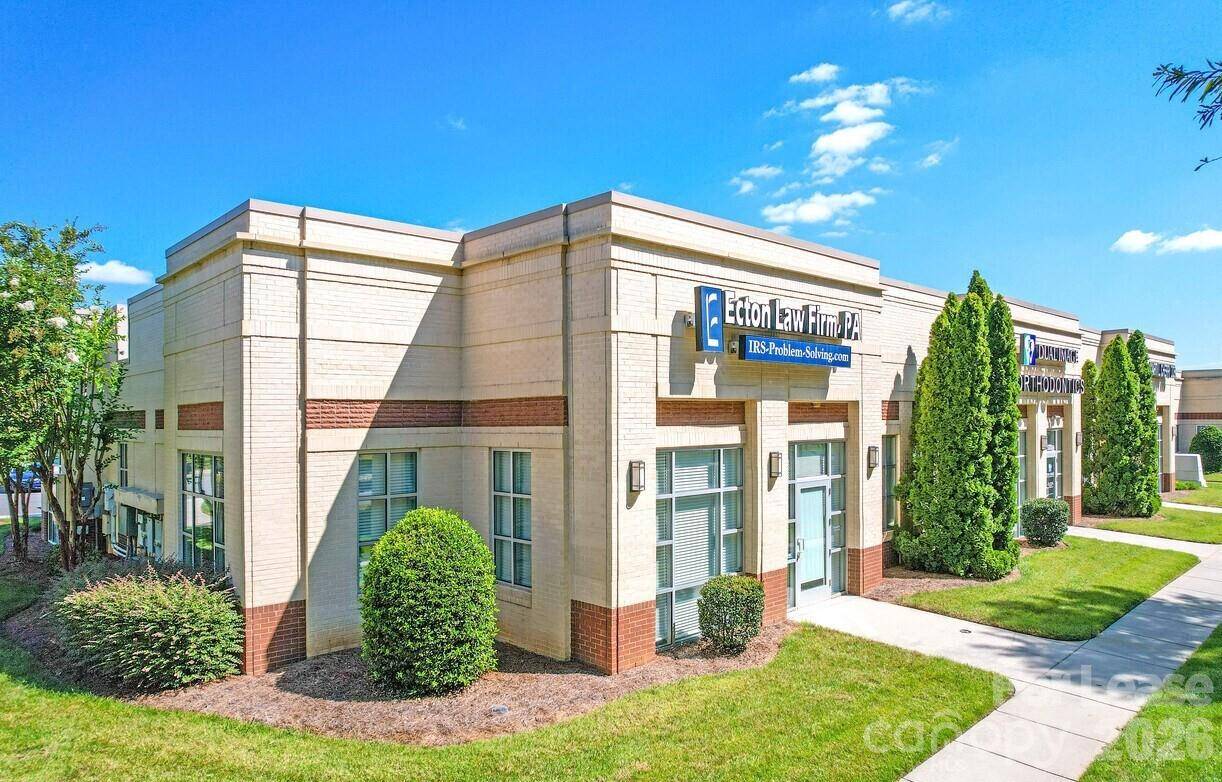 2620 W Arrowood RD, Charlotte, NC 28273