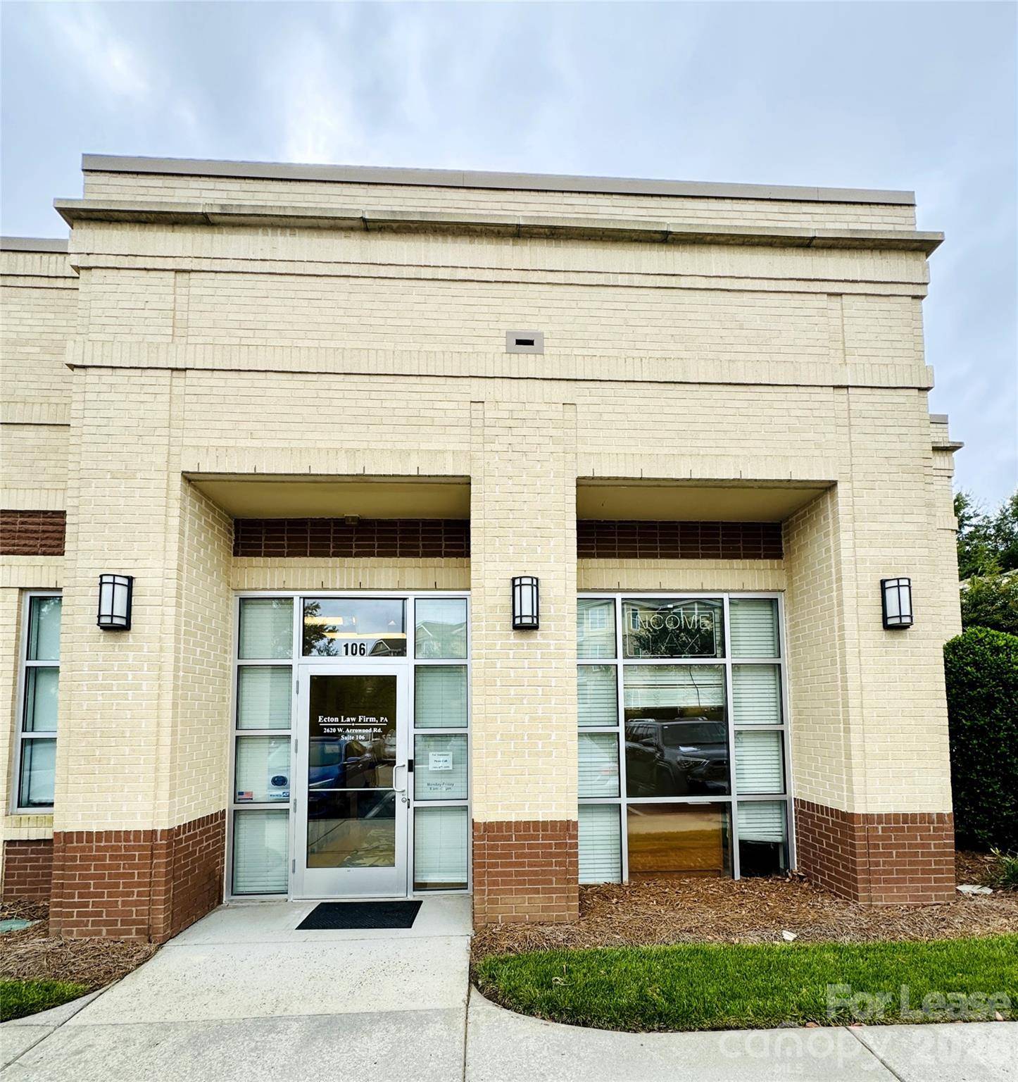 2620 W Arrowood RD, Charlotte, NC 28273