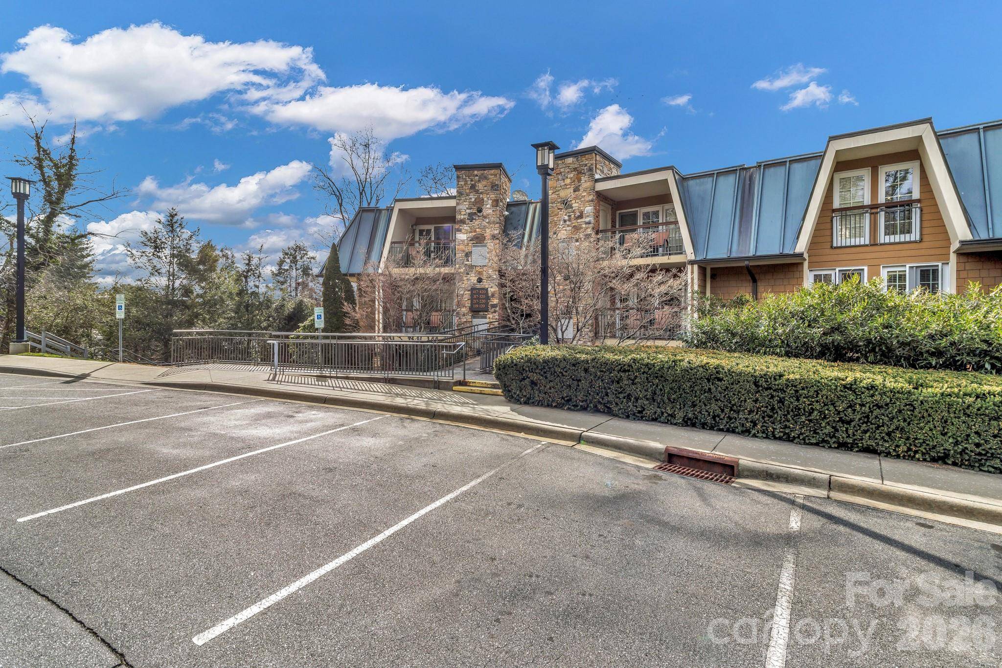 119 Bowling Park RD, Asheville, NC 28803