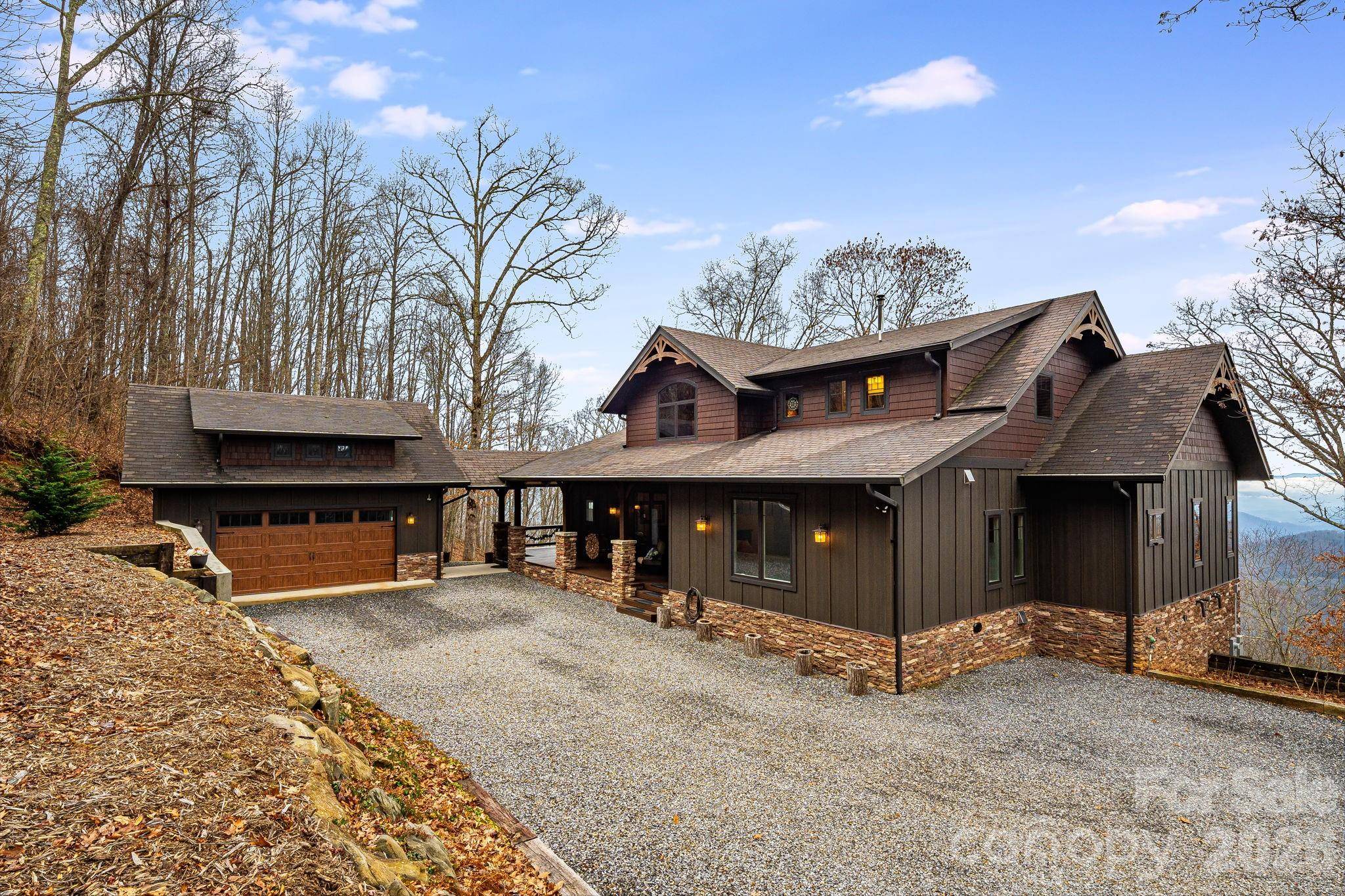 2223 Scarlet RDG, Sylva, NC 28779