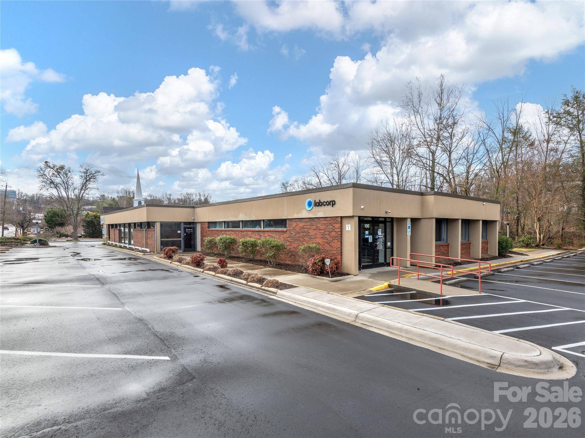 7 Mcdowell ST #100/300, Asheville, NC 28801