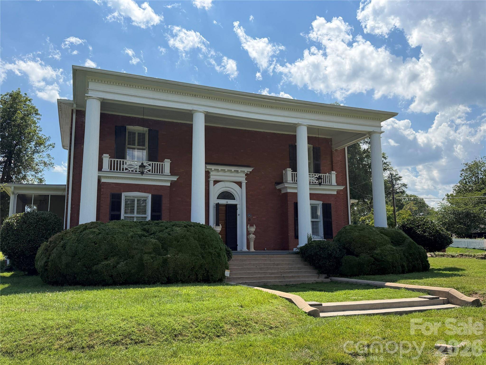 15 Kings Mountain ST, York, SC 29745