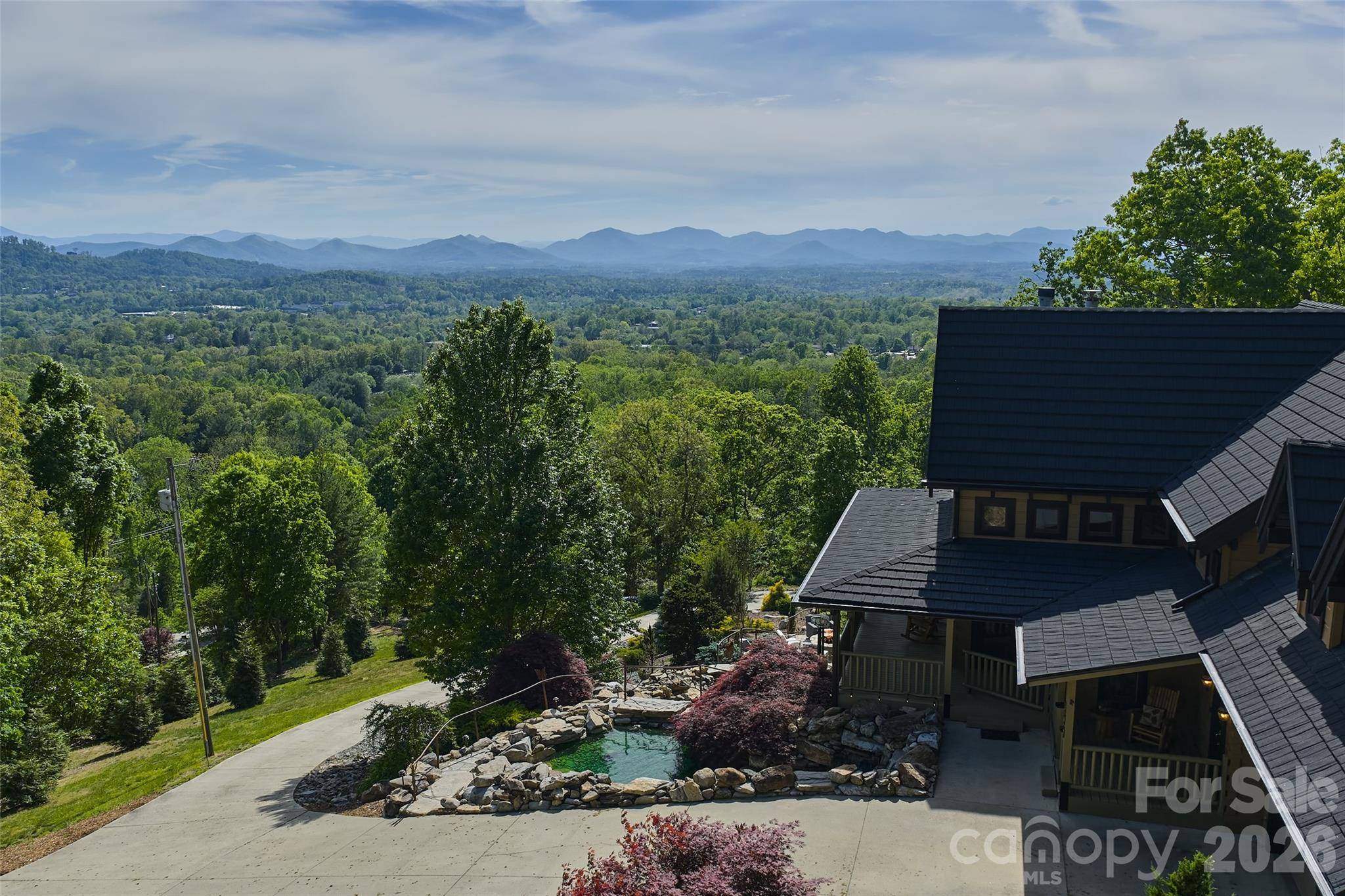 112 Hamburg Mountain RD, Weaverville, NC 28787