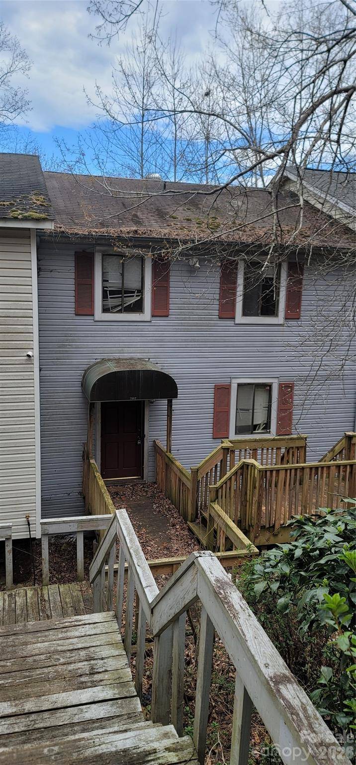 7882 Kinglet RD, Connelly Springs, NC 28612