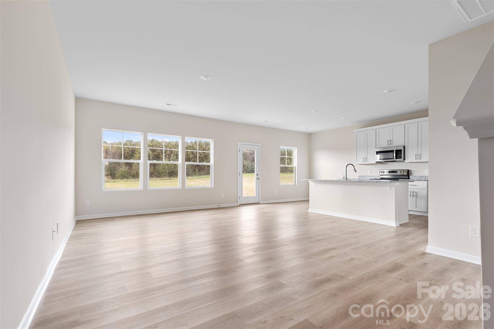 132 Red Cedar LN, Statesville, NC 28625