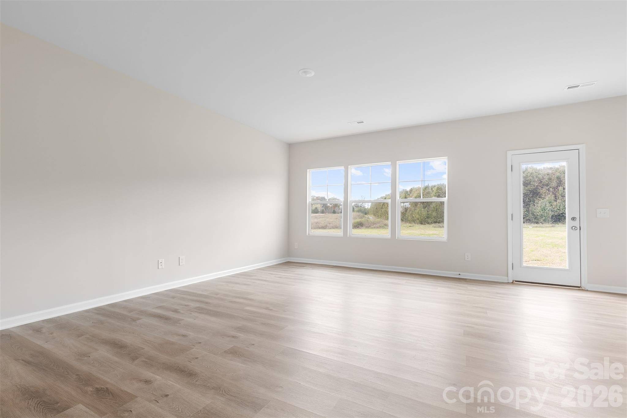 132 Red Cedar LN, Statesville, NC 28625