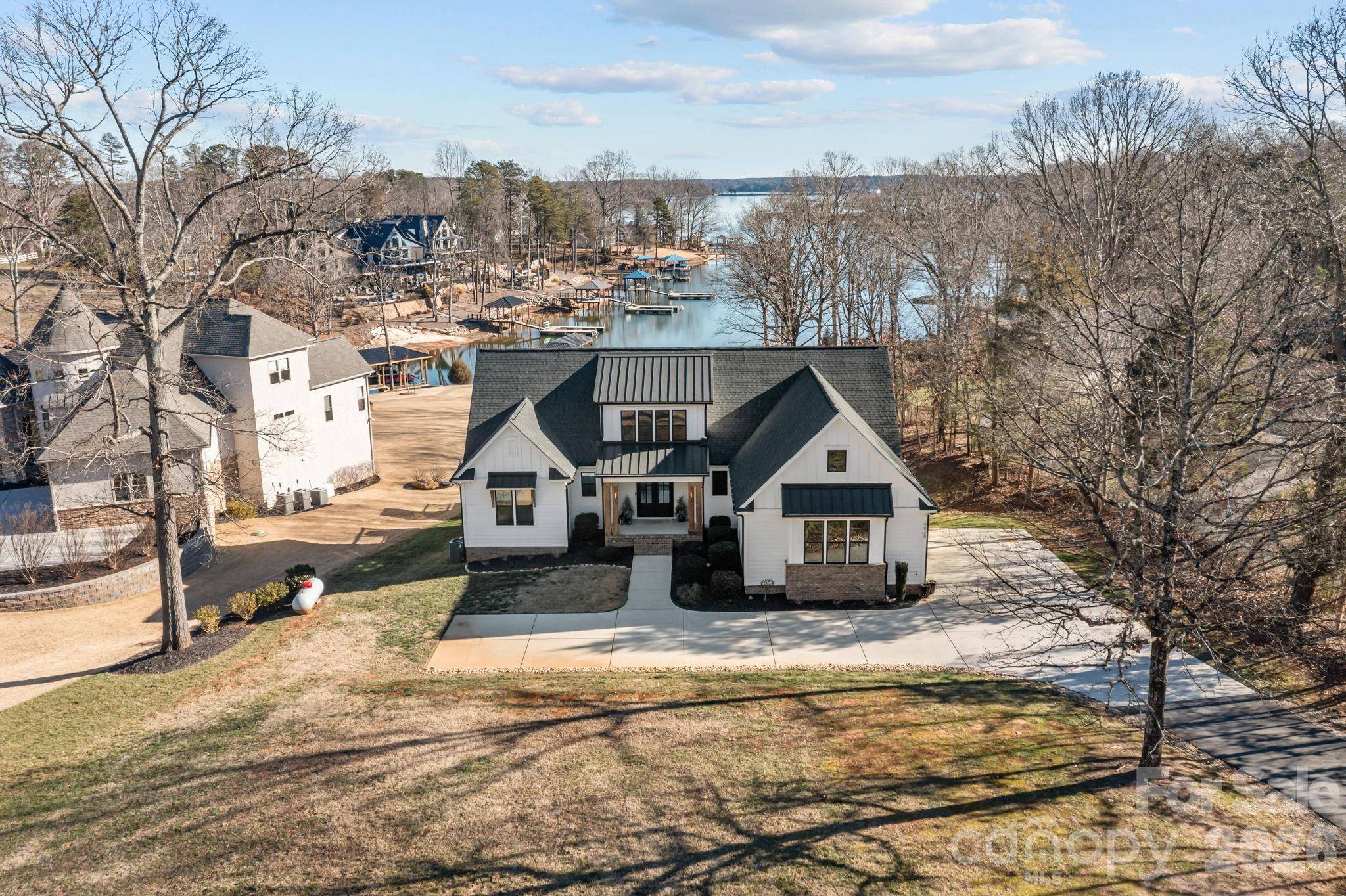 5020 Slanting Bridge RD, Sherrills Ford, NC 28673