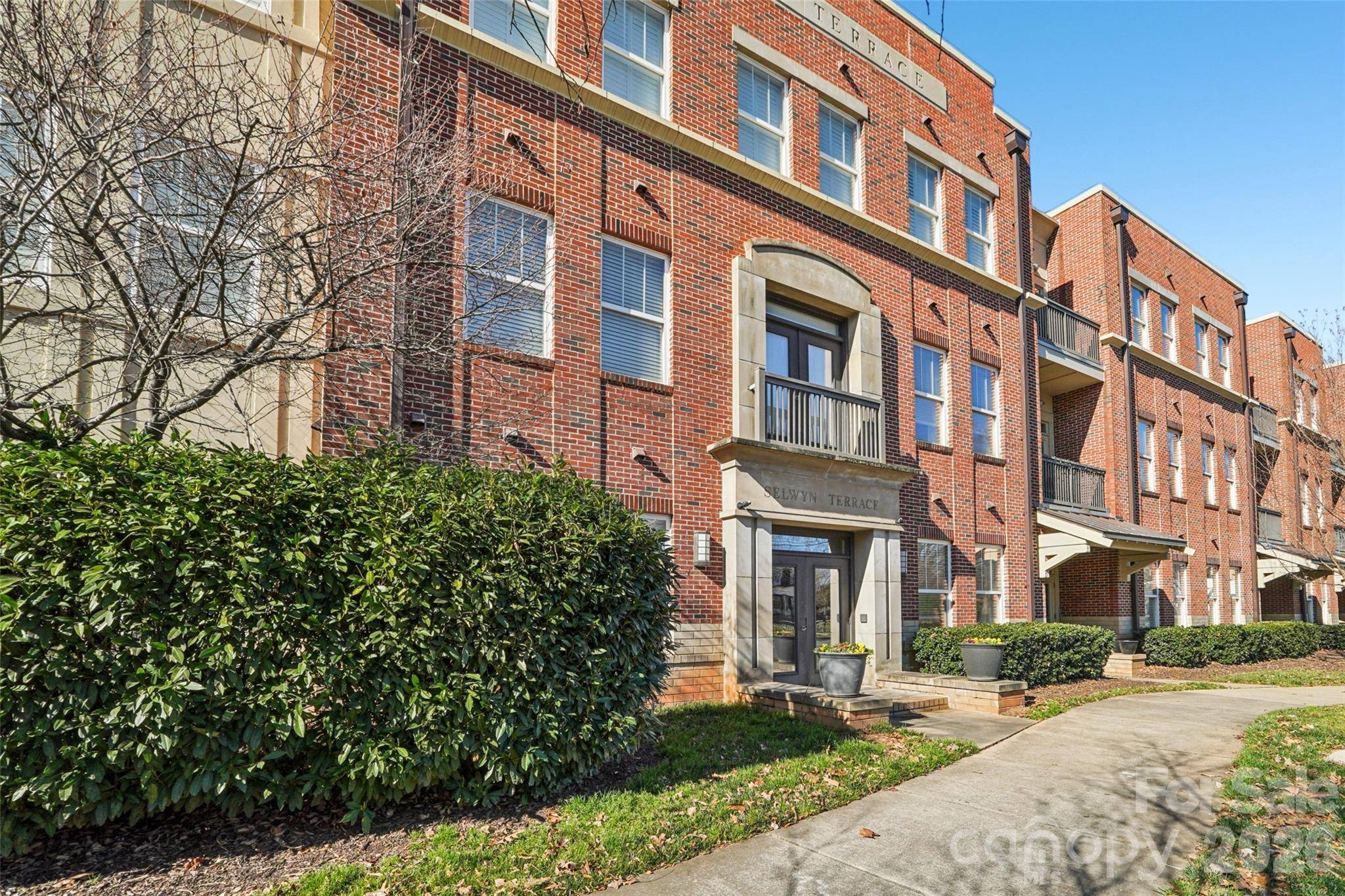 2952 Selwyn AVE #203, Charlotte, NC 28209