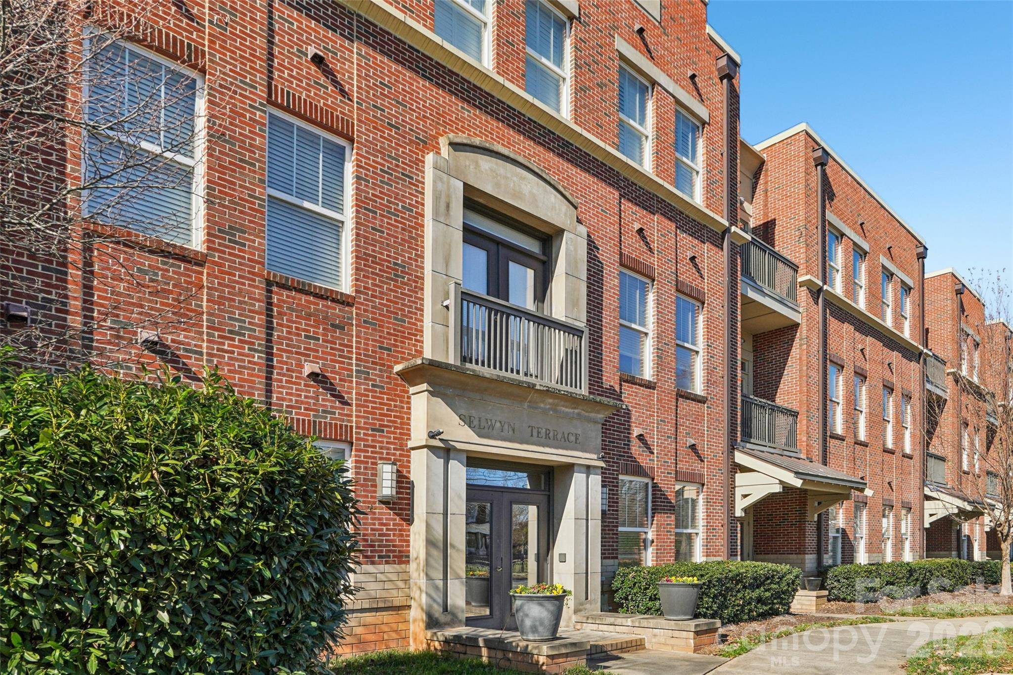 2952 Selwyn AVE #203, Charlotte, NC 28209
