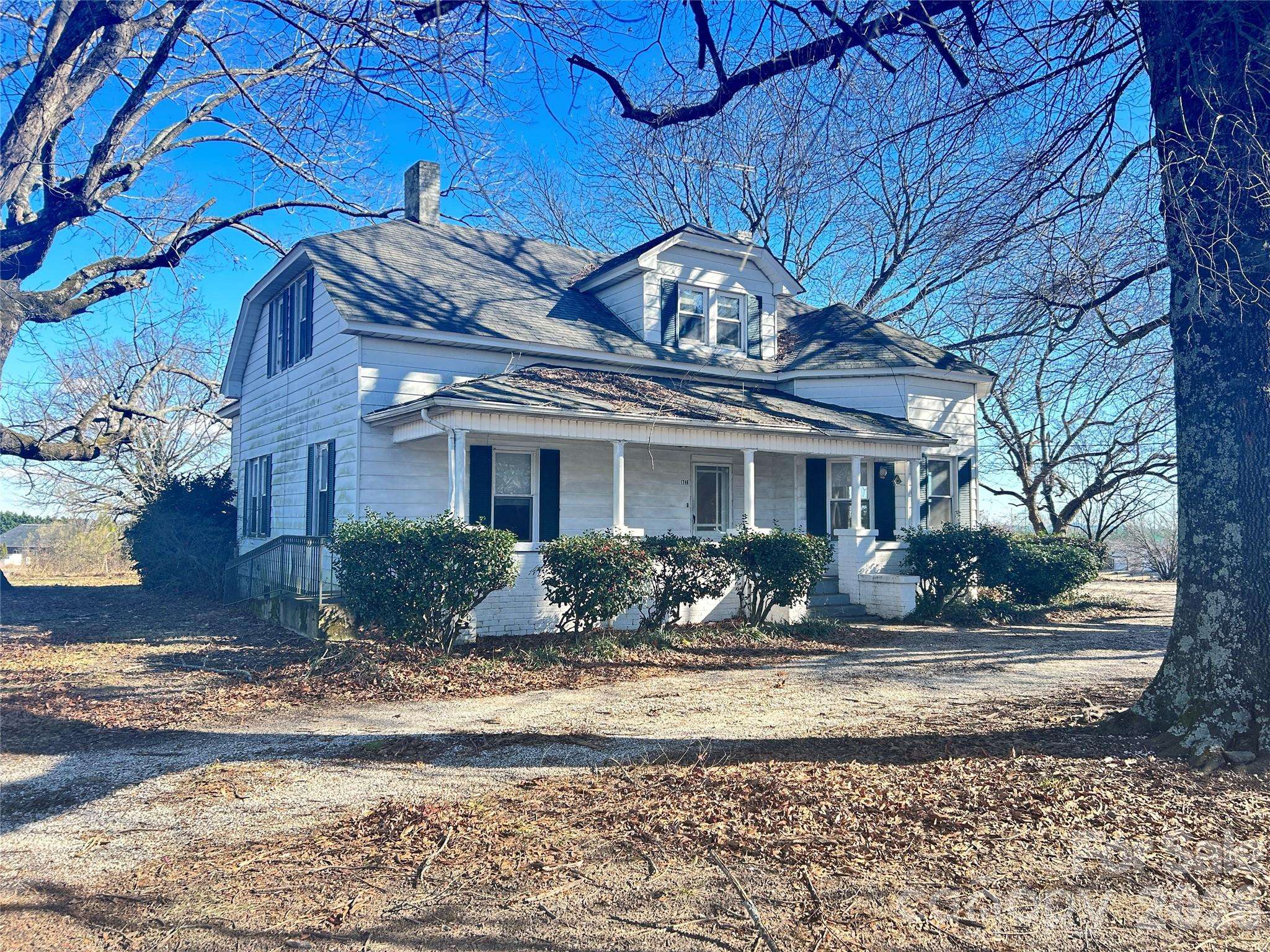 1746 N Post RD, Shelby, NC 28150
