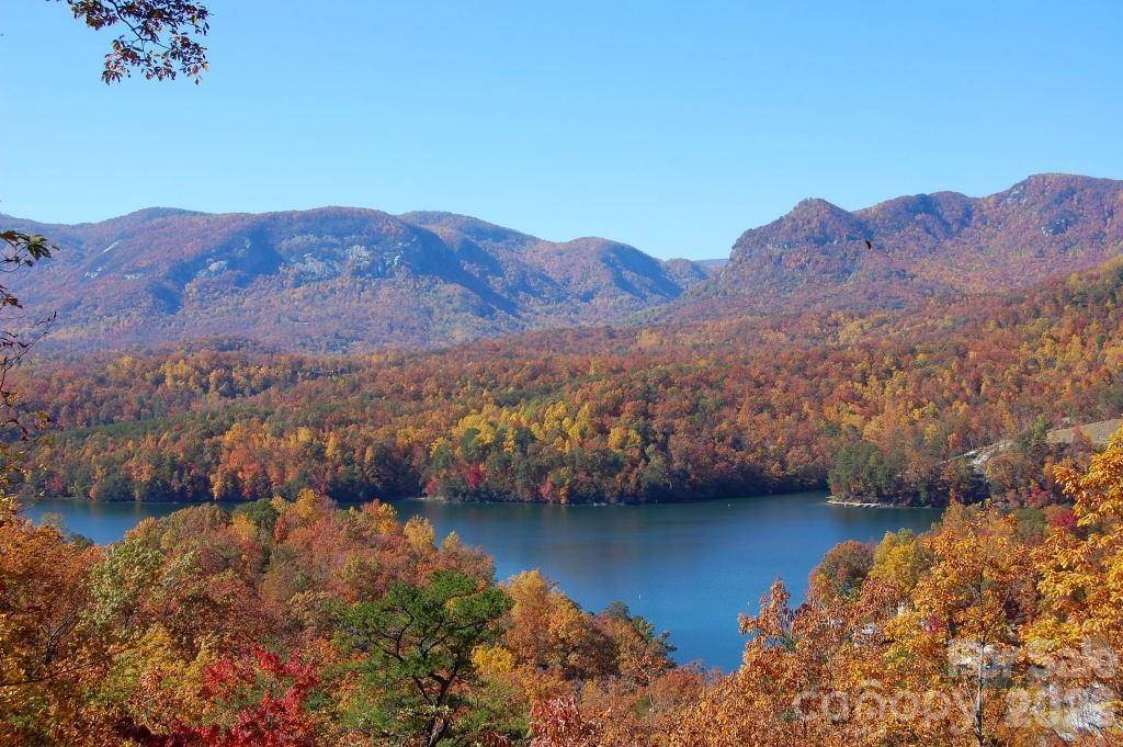 109 Overlook Point LN, Lake Lure, NC 28746
