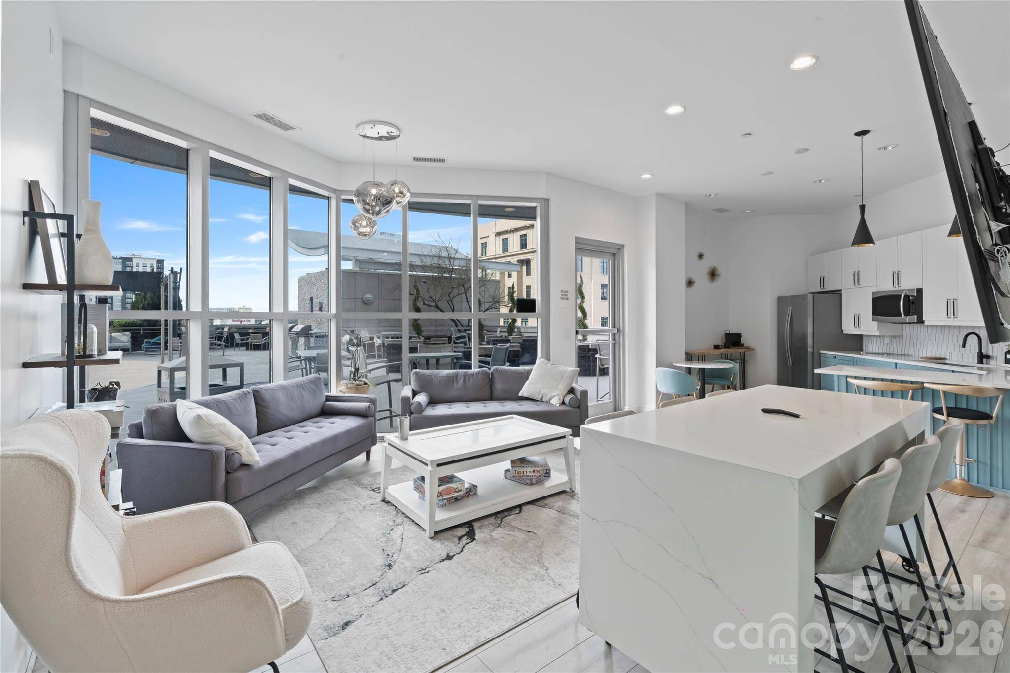 333 W Trade ST #2103, Charlotte, NC 28202