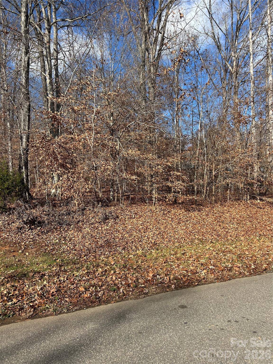 000 Waters Edge DR #78, Granite Falls, NC 28630