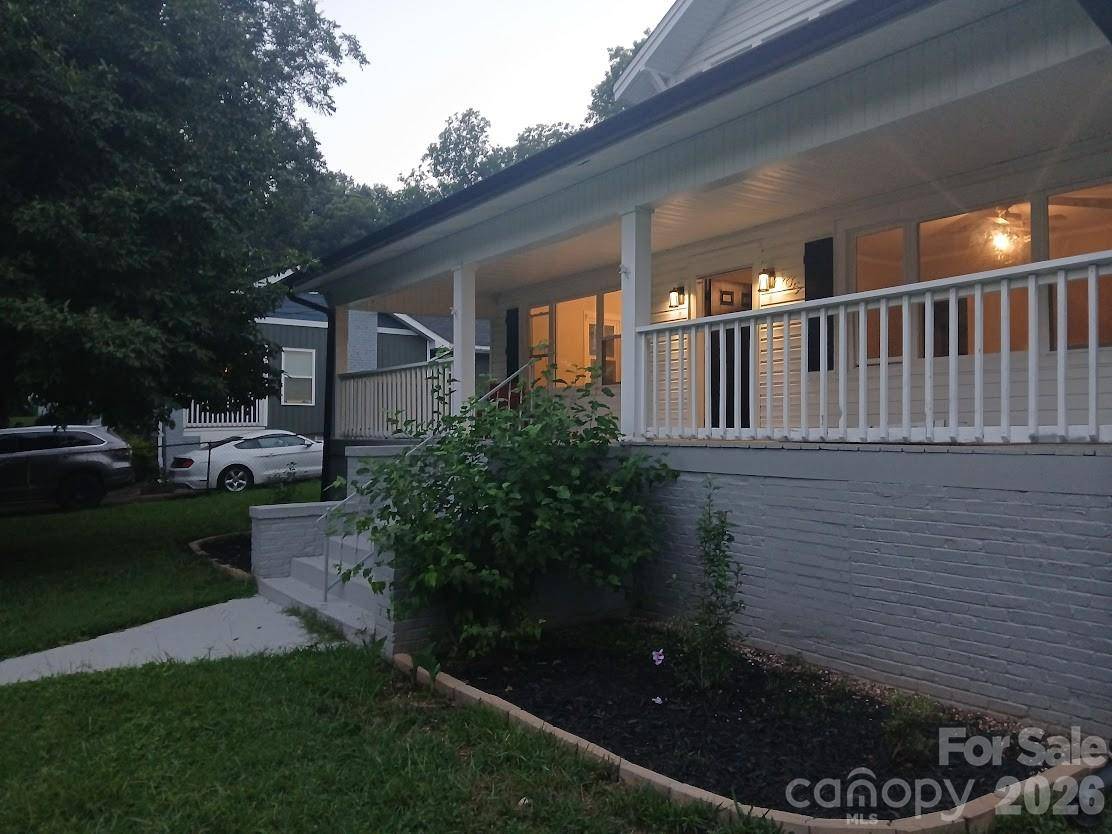 105 N Inman AVE, Bessemer City, NC 28016
