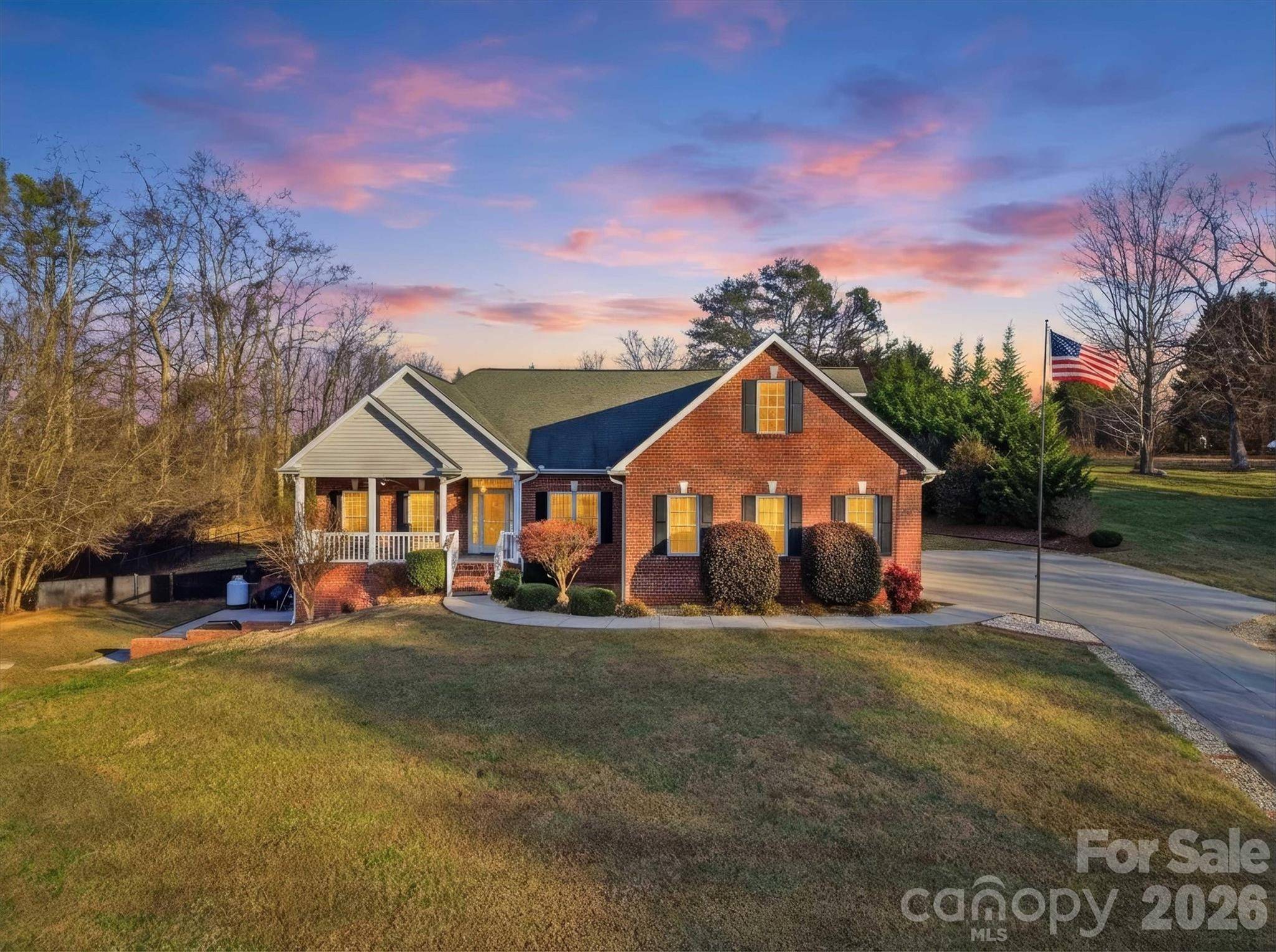 2555 Knox Landing RD, Connelly Springs, NC 28612