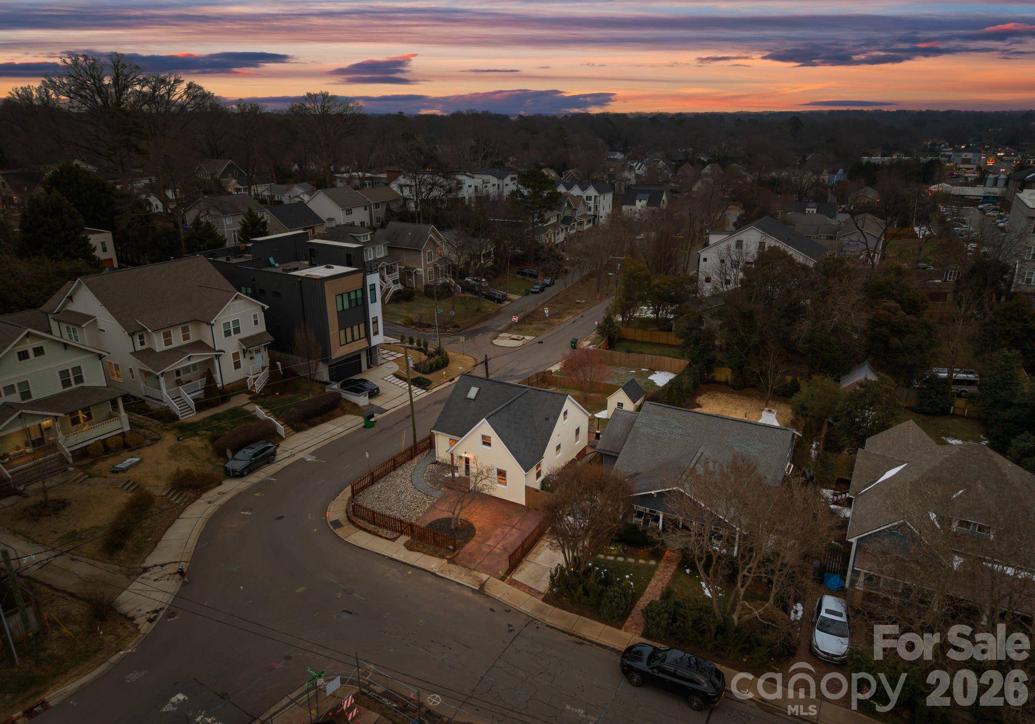 1424 Nandina ST, Charlotte, NC 28205