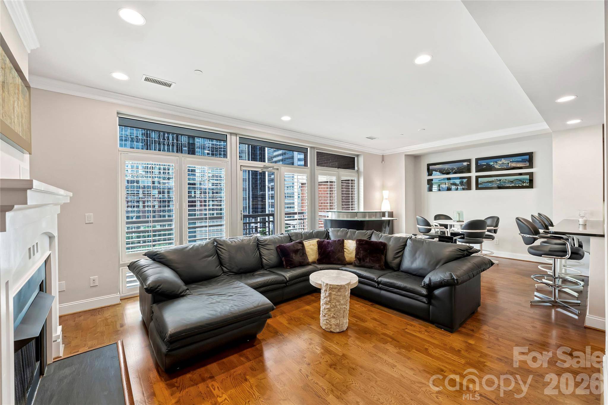 435 S Tryon ST #703, Charlotte, NC 28202