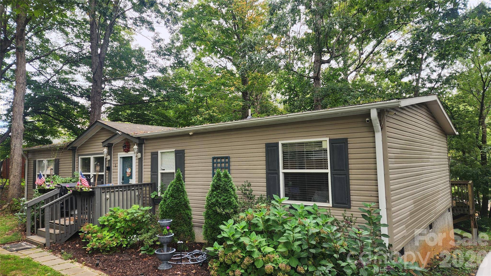 67 Indian Trail RD, Candler, NC 28715