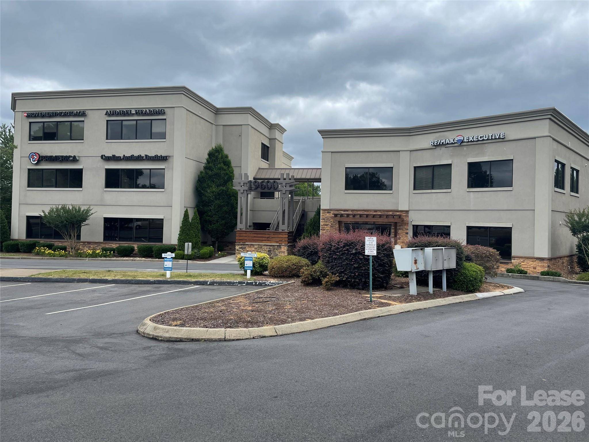 19600 W Catawba AVE, Cornelius, NC 28031