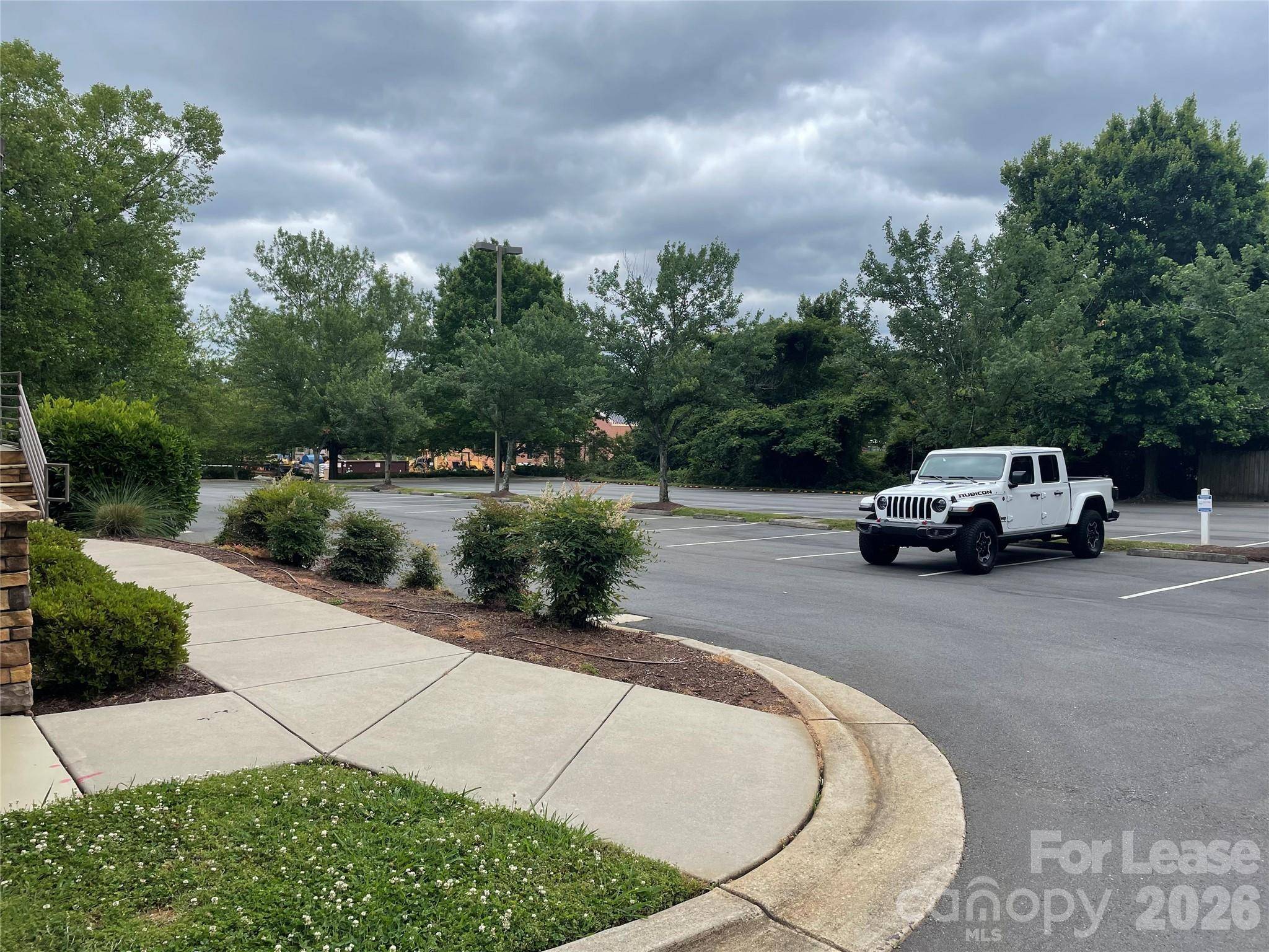 19600 W Catawba AVE, Cornelius, NC 28031