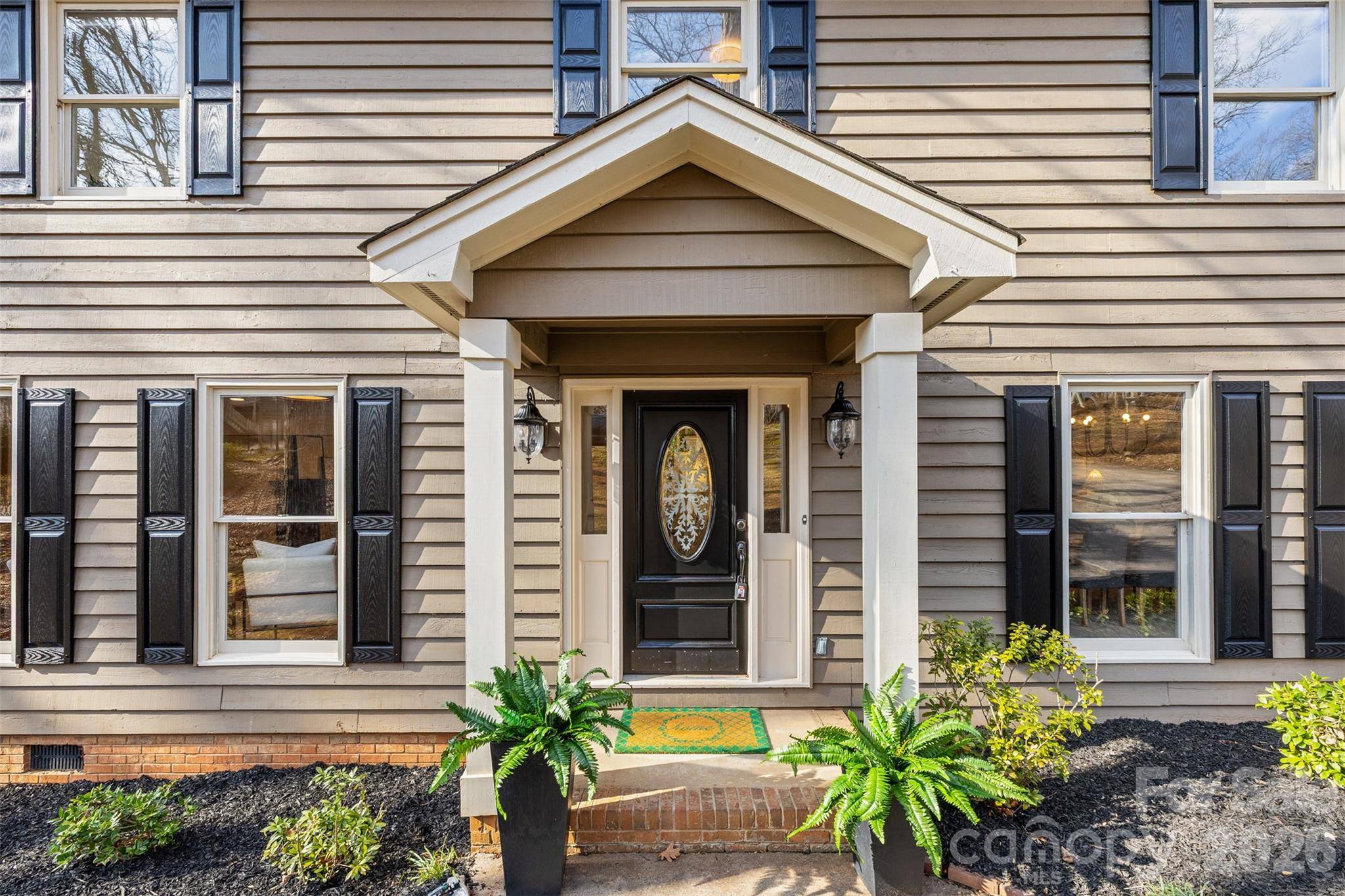 8 Hickory Ridge CT, Lake Wylie, SC 29710