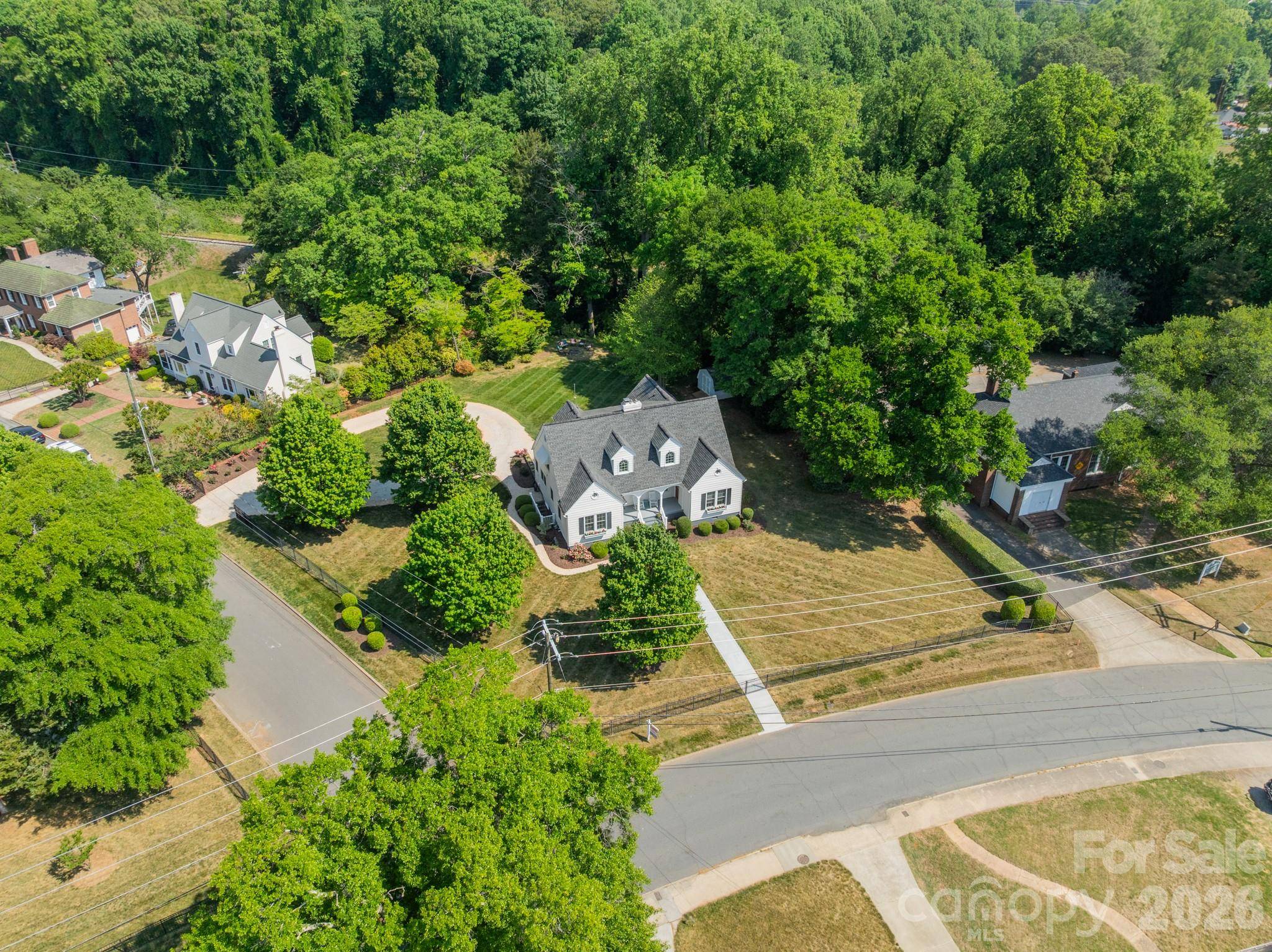 27 Circle DR, Belmont, NC 28012