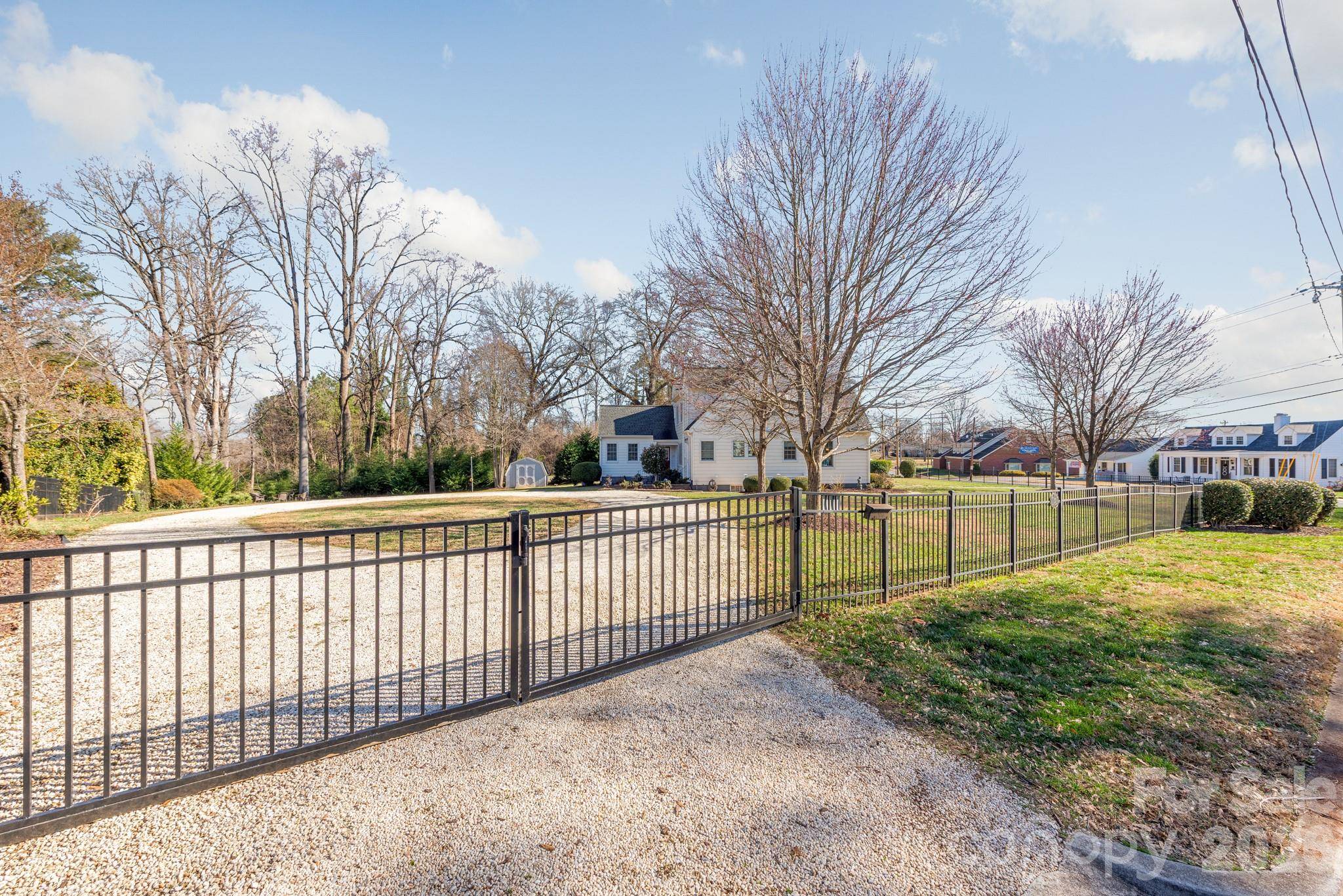 27 Circle DR, Belmont, NC 28012