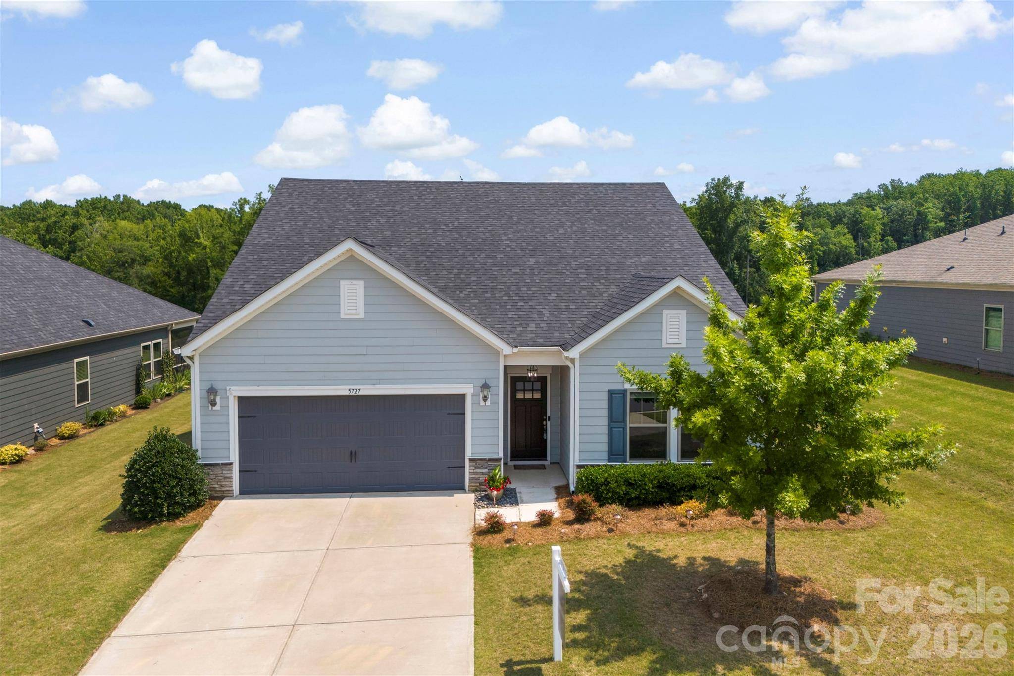 5727 Lavaux CT, Charlotte, NC 28214