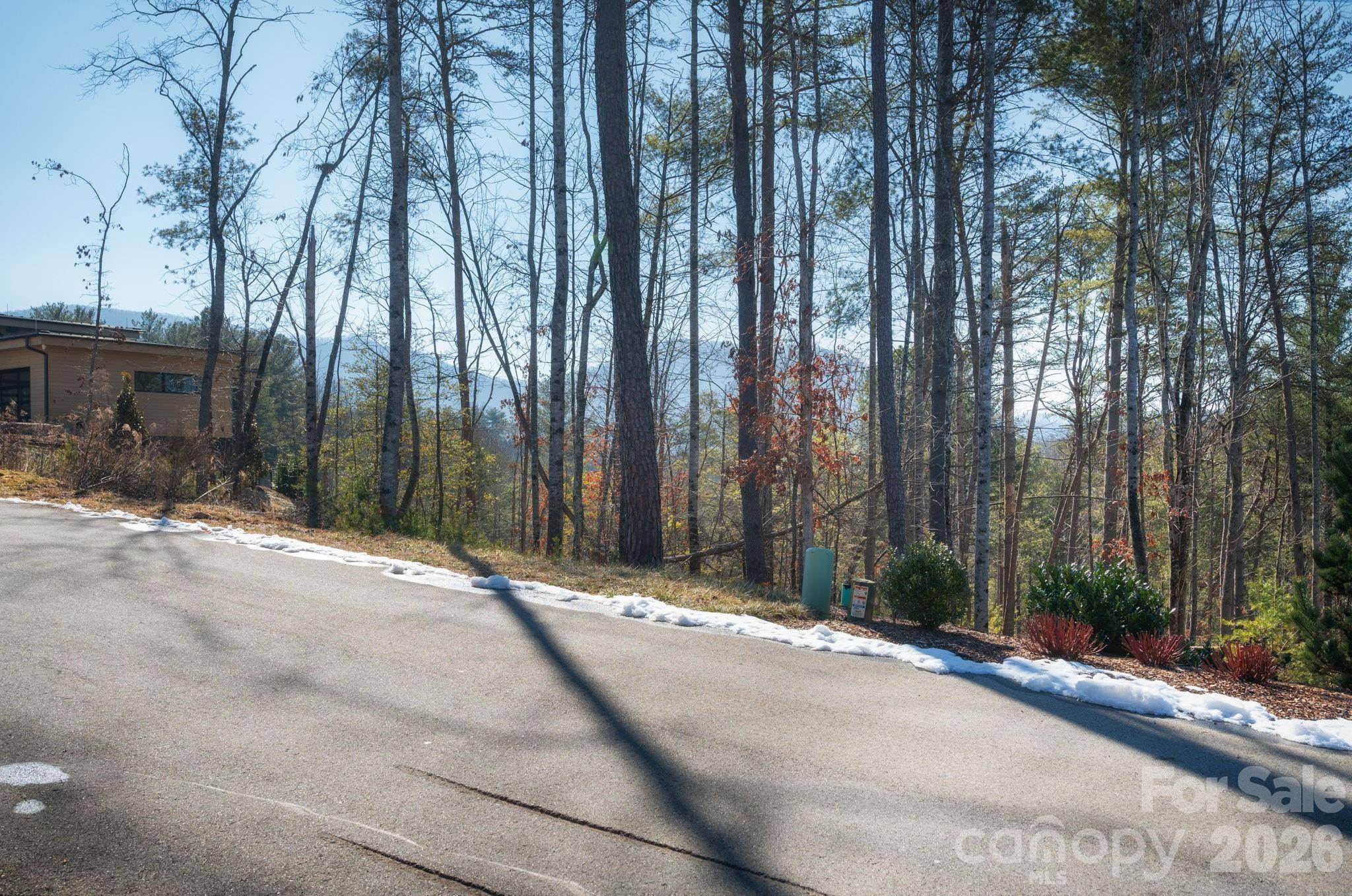 161 Riverbend Forest DR #9, Asheville, NC 28805