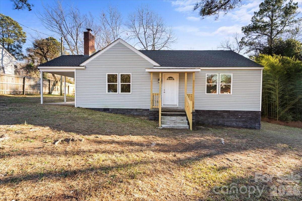 165 E Lacy ST, Chester, SC 29706