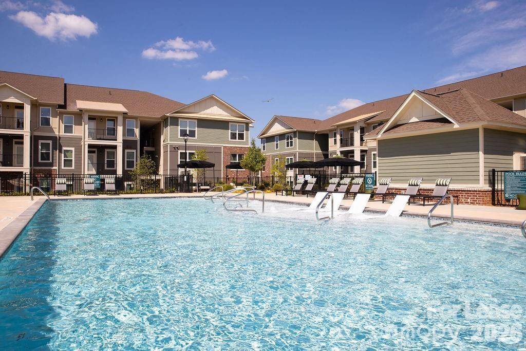 102 Kennedy Ridge WAY #Gene, Mooresville, NC 28115