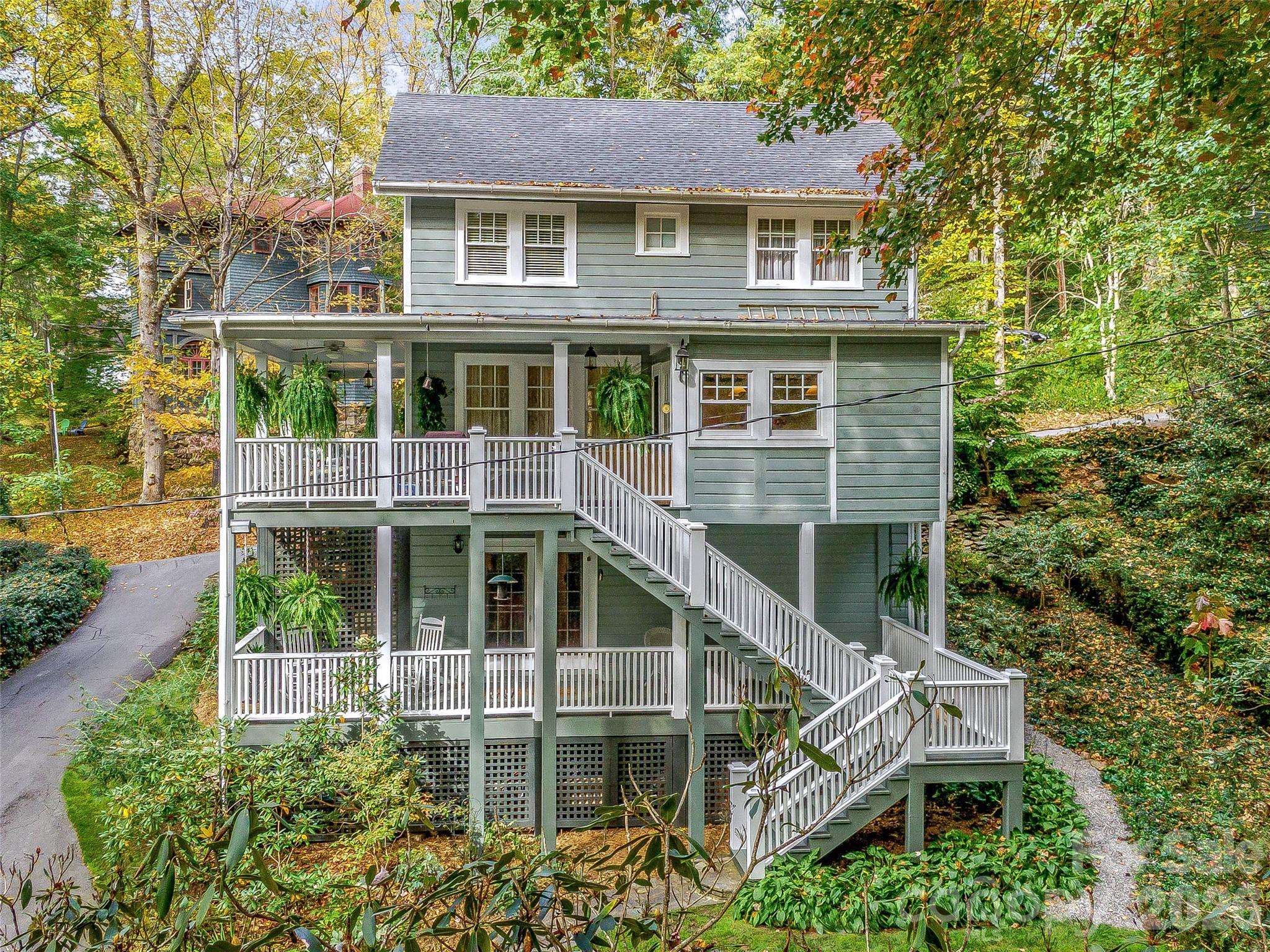 67 Cherokee RD, Asheville, NC 28801