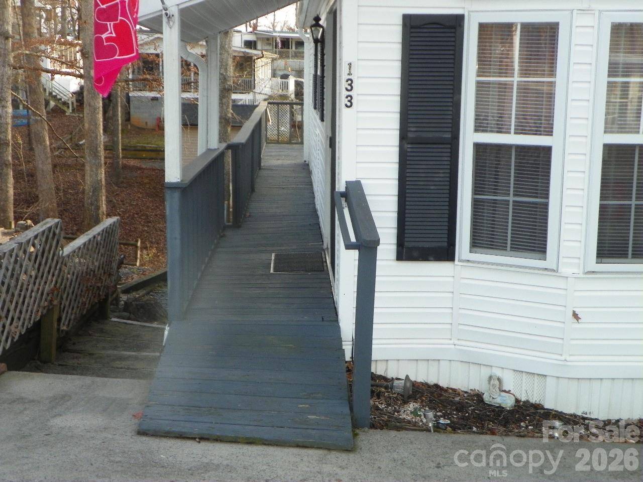 133 Pier AVE, New London, NC 28127