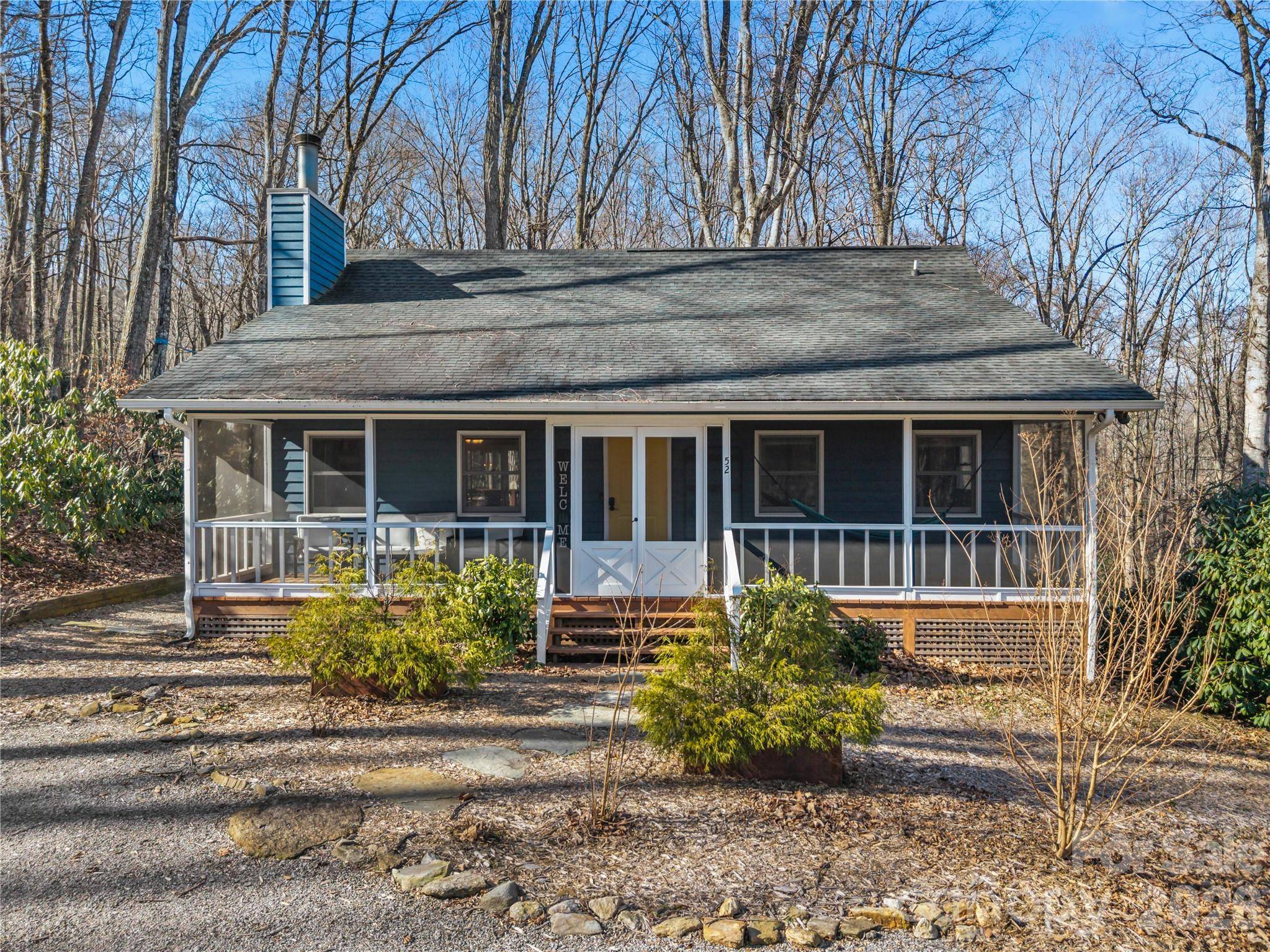 52 Treanors PL, Maggie Valley, NC 28751