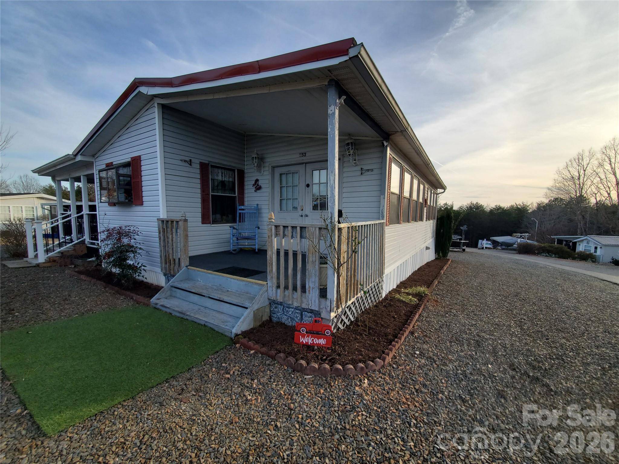 101 N Cardinal DR, New London, NC 28127
