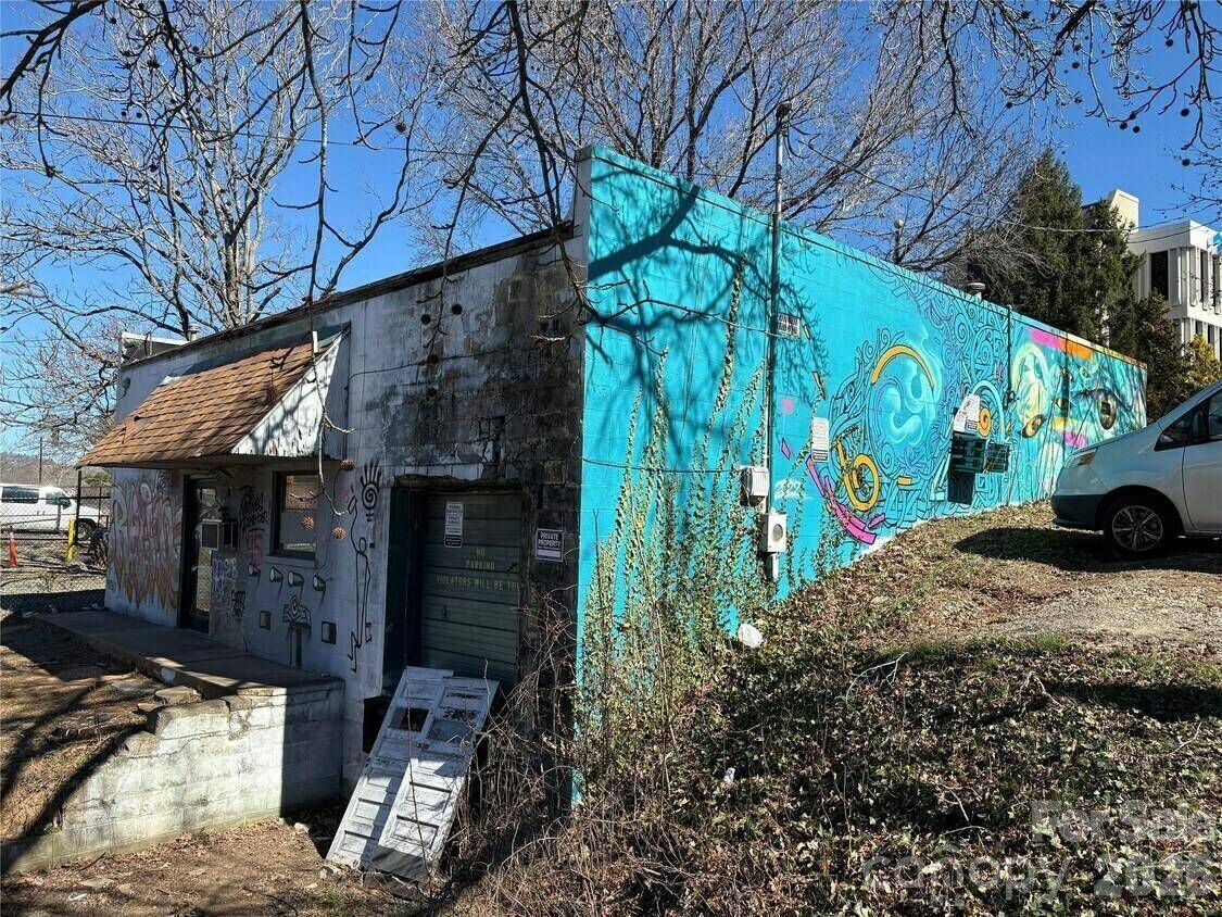 93 Broadway ST, Asheville, NC 28801