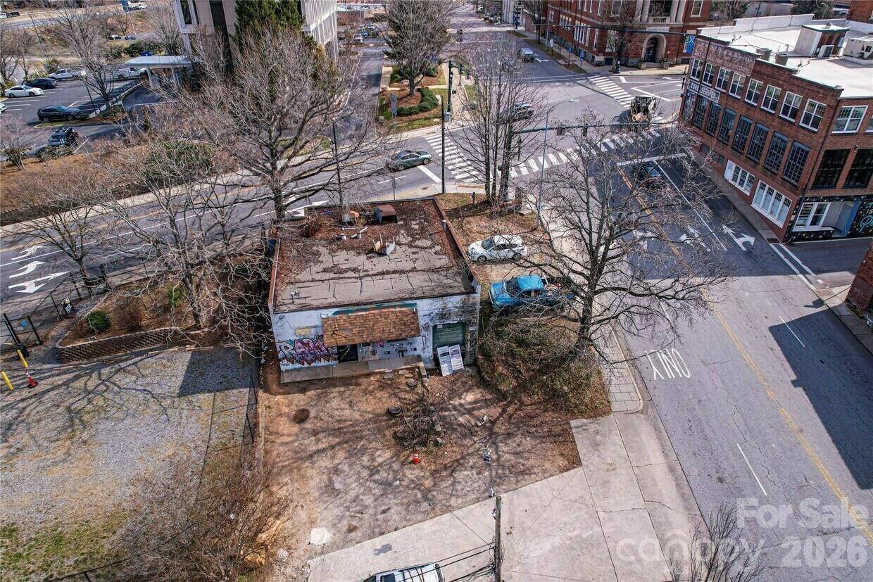 93 Broadway ST, Asheville, NC 28801