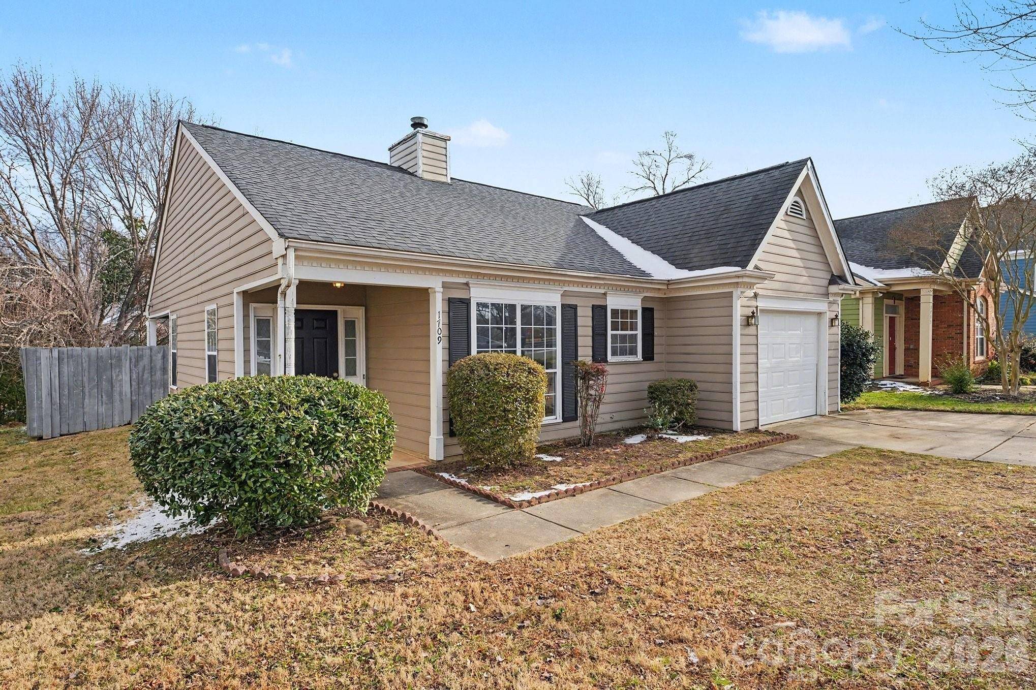 1709 Jeffrey Bryan DR, Charlotte, NC 28213