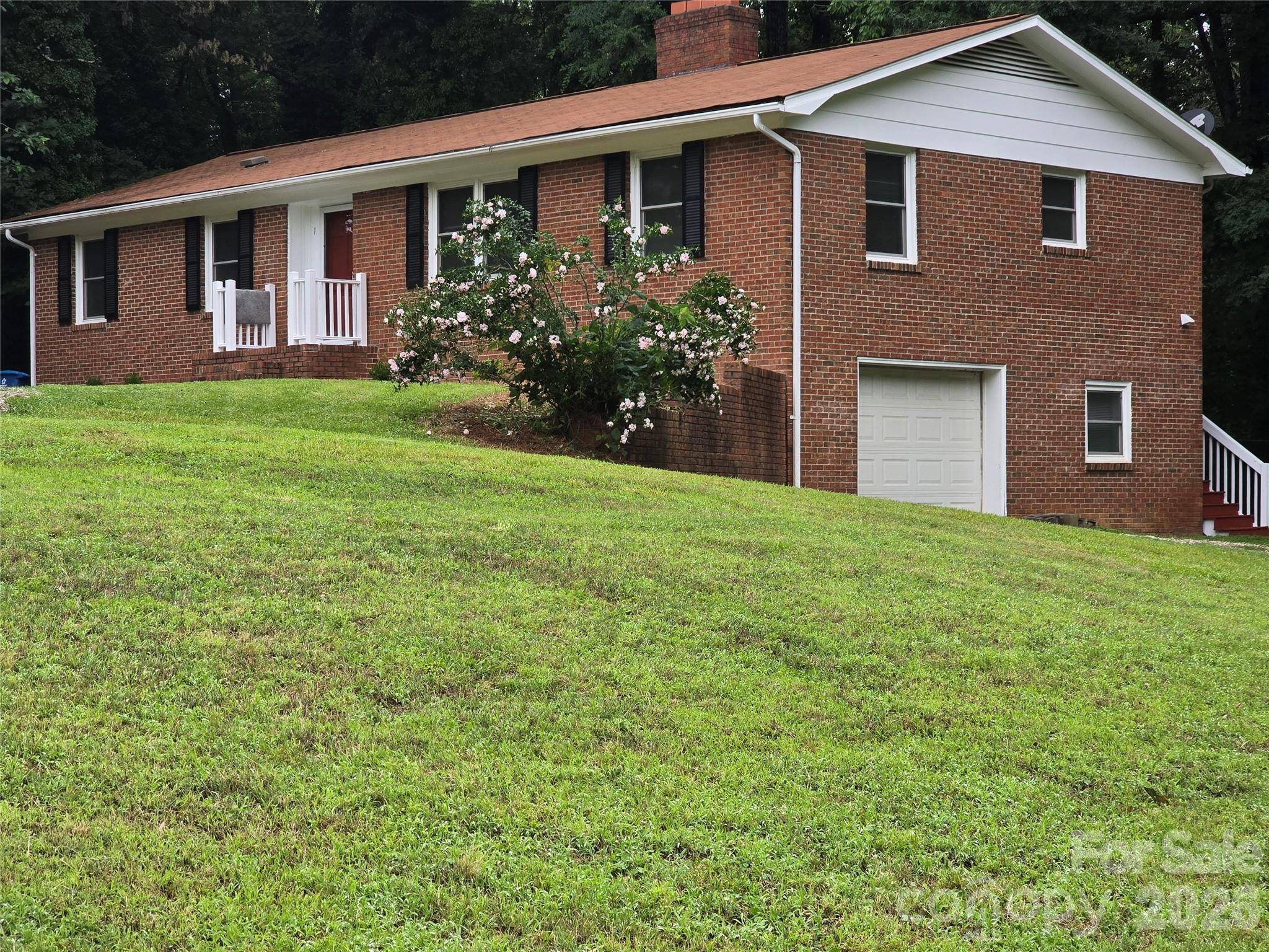 1660 Songwood RD, Concord, NC 28025